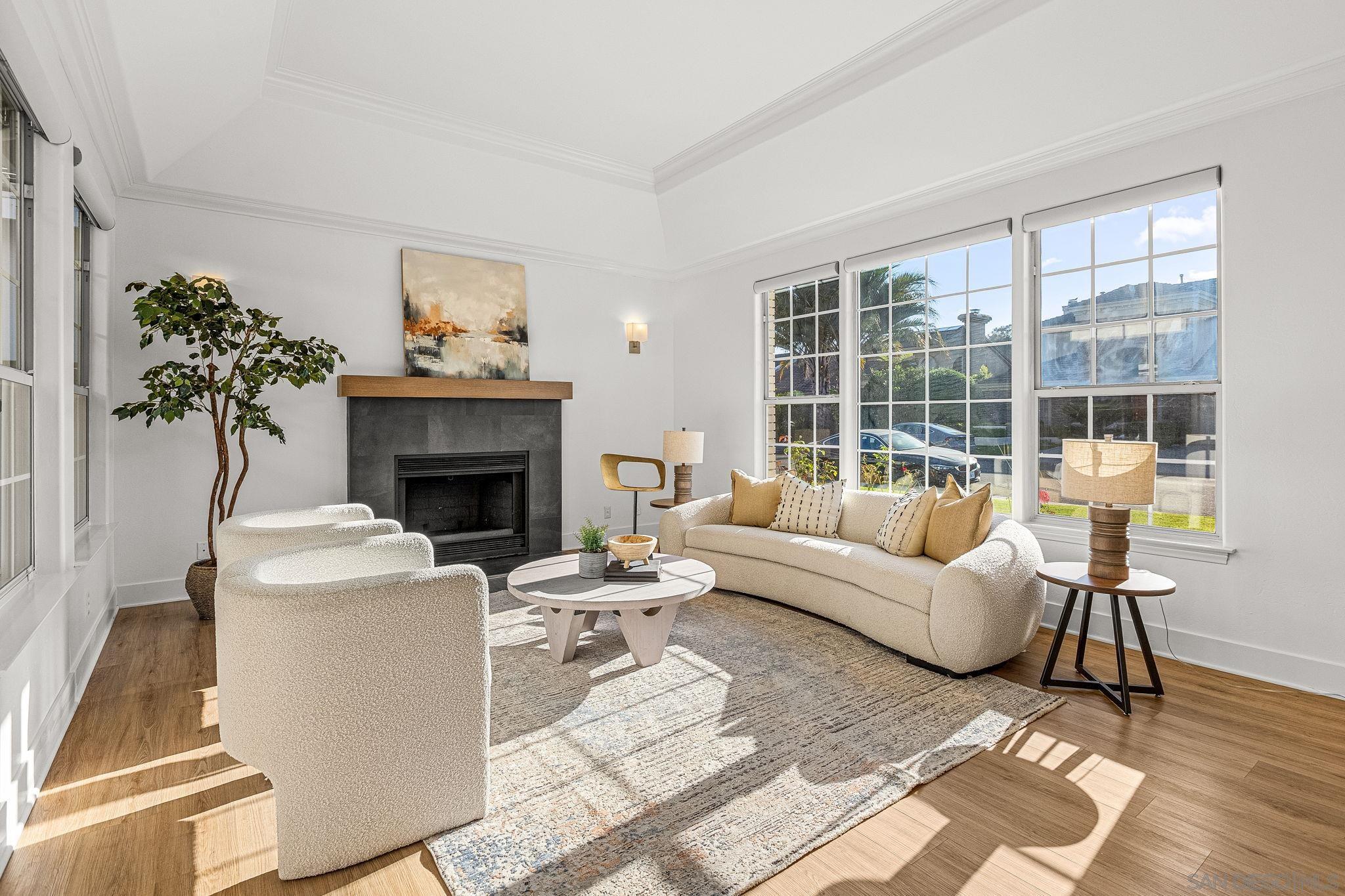 Detail Gallery Image 3 of 33 For 15951  Avenida Calma, Rancho Santa Fe,  CA 92091 - 5 Beds | 3 Baths