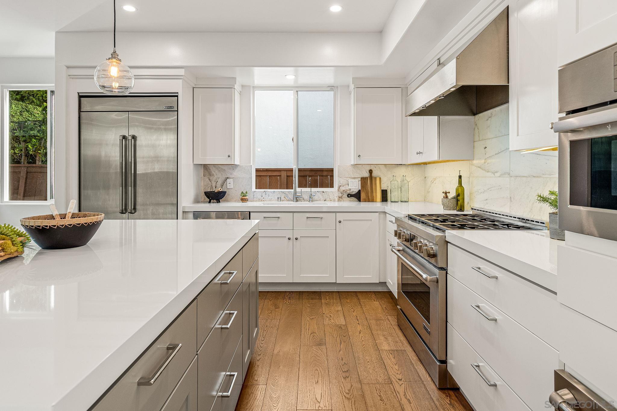 Detail Gallery Image 8 of 33 For 15951  Avenida Calma, Rancho Santa Fe,  CA 92091 - 5 Beds | 3 Baths