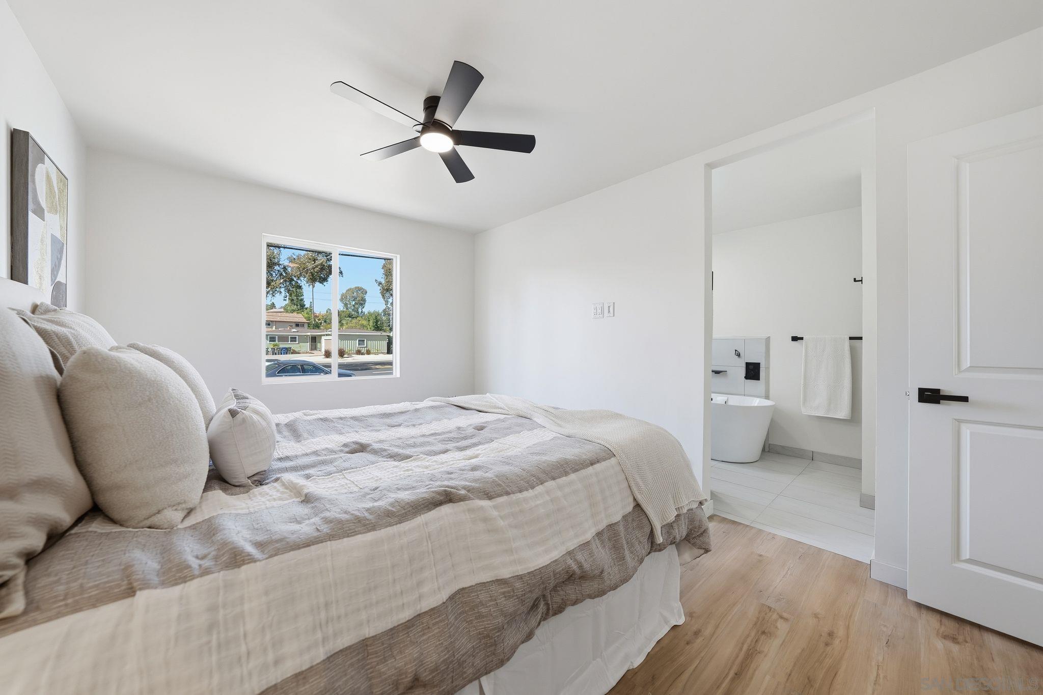 Detail Gallery Image 21 of 41 For 5875  Lake Murray Blvd, La Mesa,  CA 91942 - 4 Beds | 3 Baths