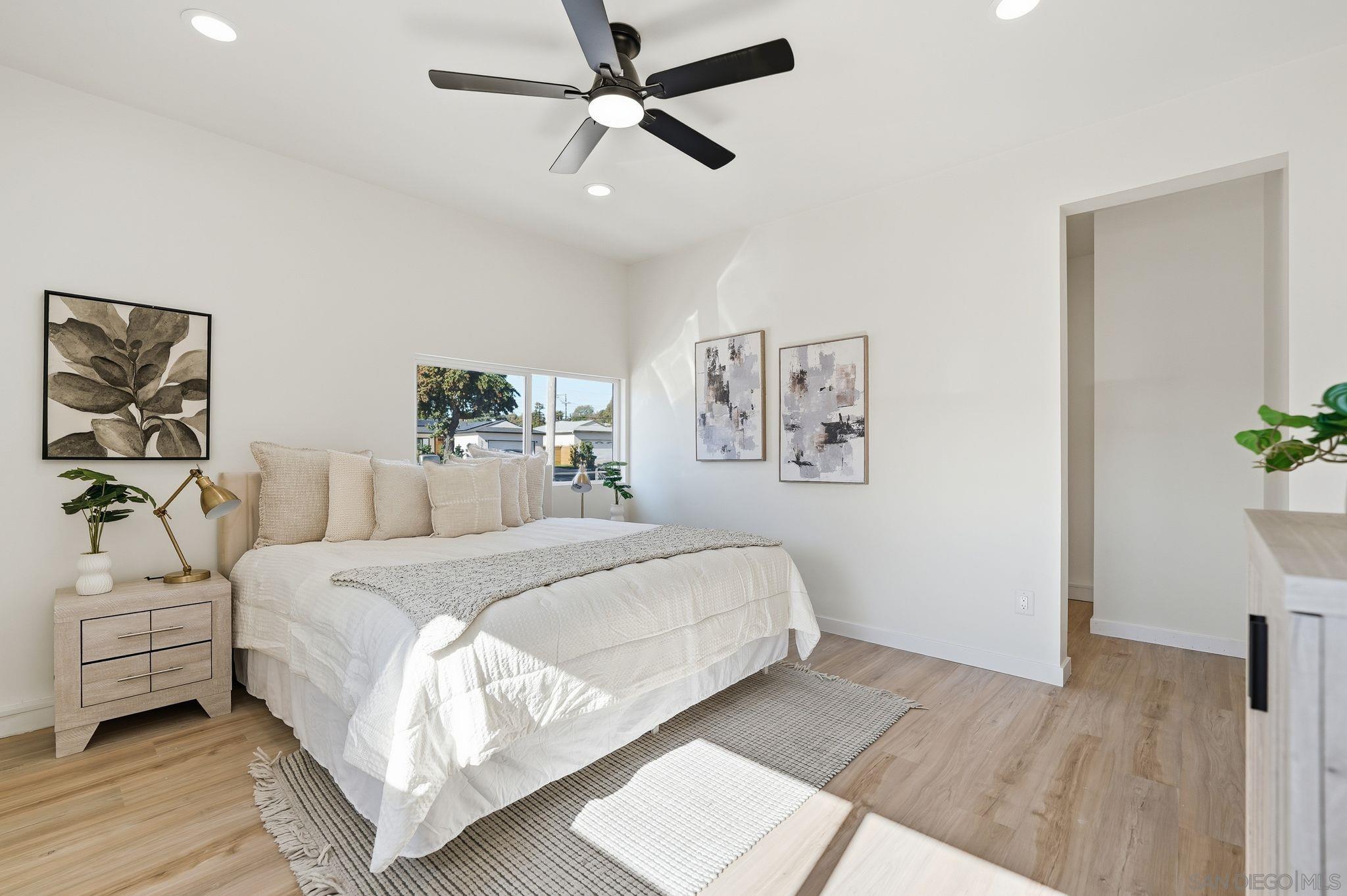 Detail Gallery Image 25 of 41 For 5875  Lake Murray Blvd, La Mesa,  CA 91942 - 4 Beds | 3 Baths