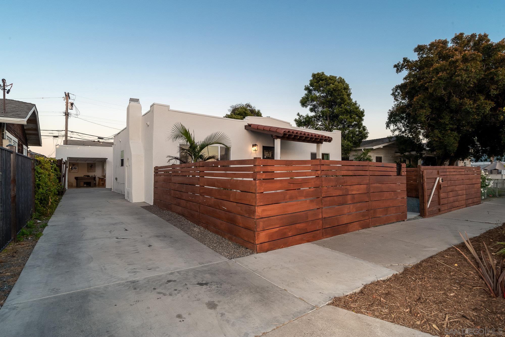 Detail Gallery Image 2 of 46 For 4175  35th St, San Diego,  CA 92104 - 3 Beds | 2 Baths