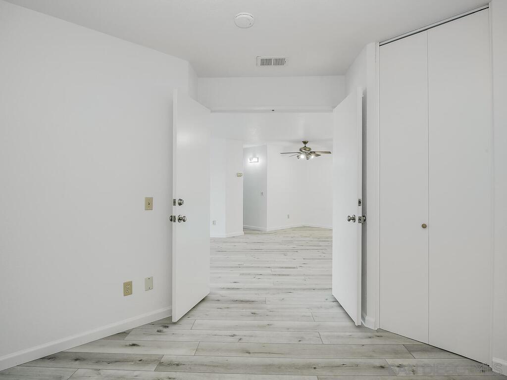 Detail Gallery Image 19 of 25 For 7087  Camino Degrazia  #141,  San Diego,  CA 92111 - 3 Beds | 2 Baths