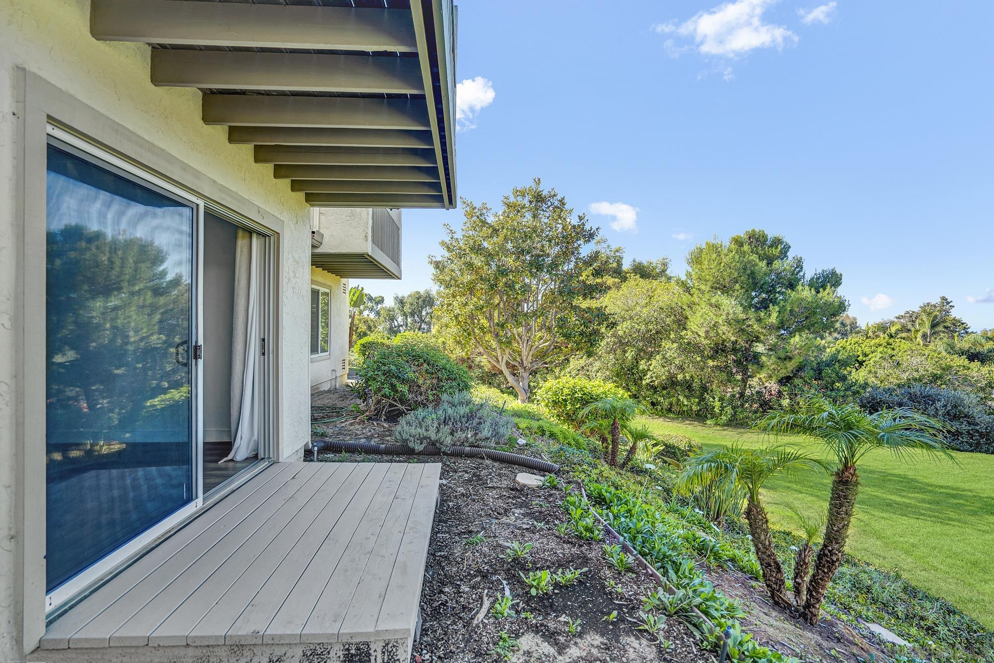 Detail Gallery Image 12 of 18 For 901  Caminito Estrada  #C,  Carlsbad,  CA 92011 - 2 Beds | 1/1 Baths