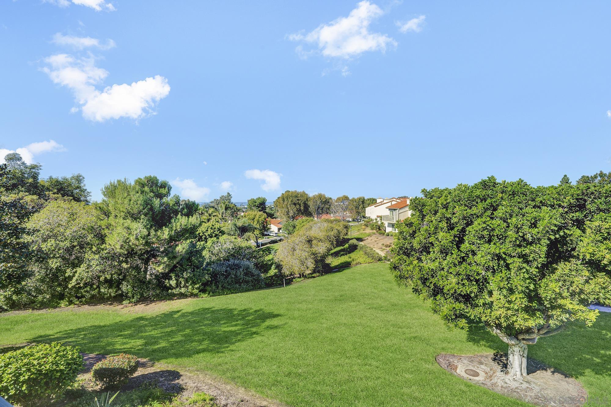 Detail Gallery Image 17 of 18 For 901  Caminito Estrada  #C,  Carlsbad,  CA 92011 - 2 Beds | 1/1 Baths