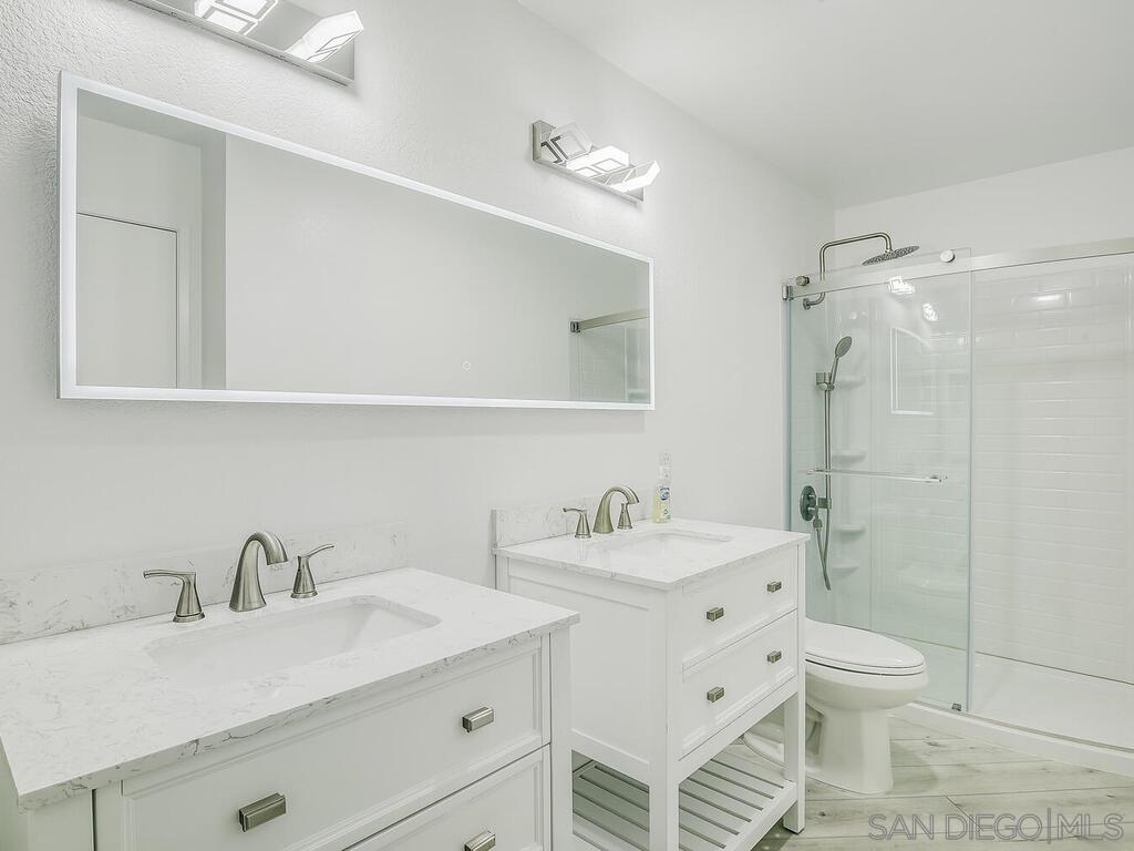 Detail Gallery Image 13 of 33 For 7087  Camino Degrazia  141, San Diego,  CA 92111 - 3 Beds | 2 Baths