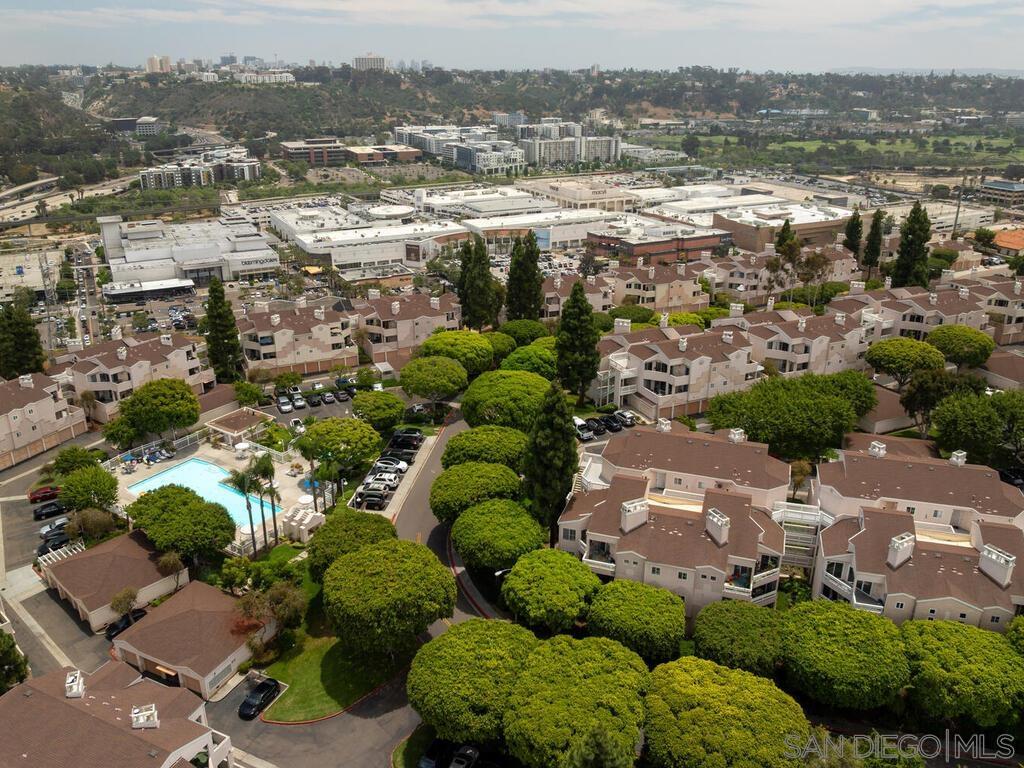 Detail Gallery Image 30 of 33 For 7087  Camino Degrazia  141, San Diego,  CA 92111 - 3 Beds | 2 Baths