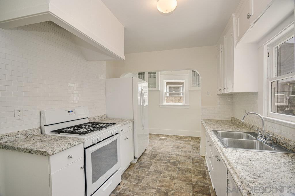 Detail Gallery Image 10 of 42 For 3782  28th St., San Diego,  CA 92104 - 2 Beds | 1 Baths