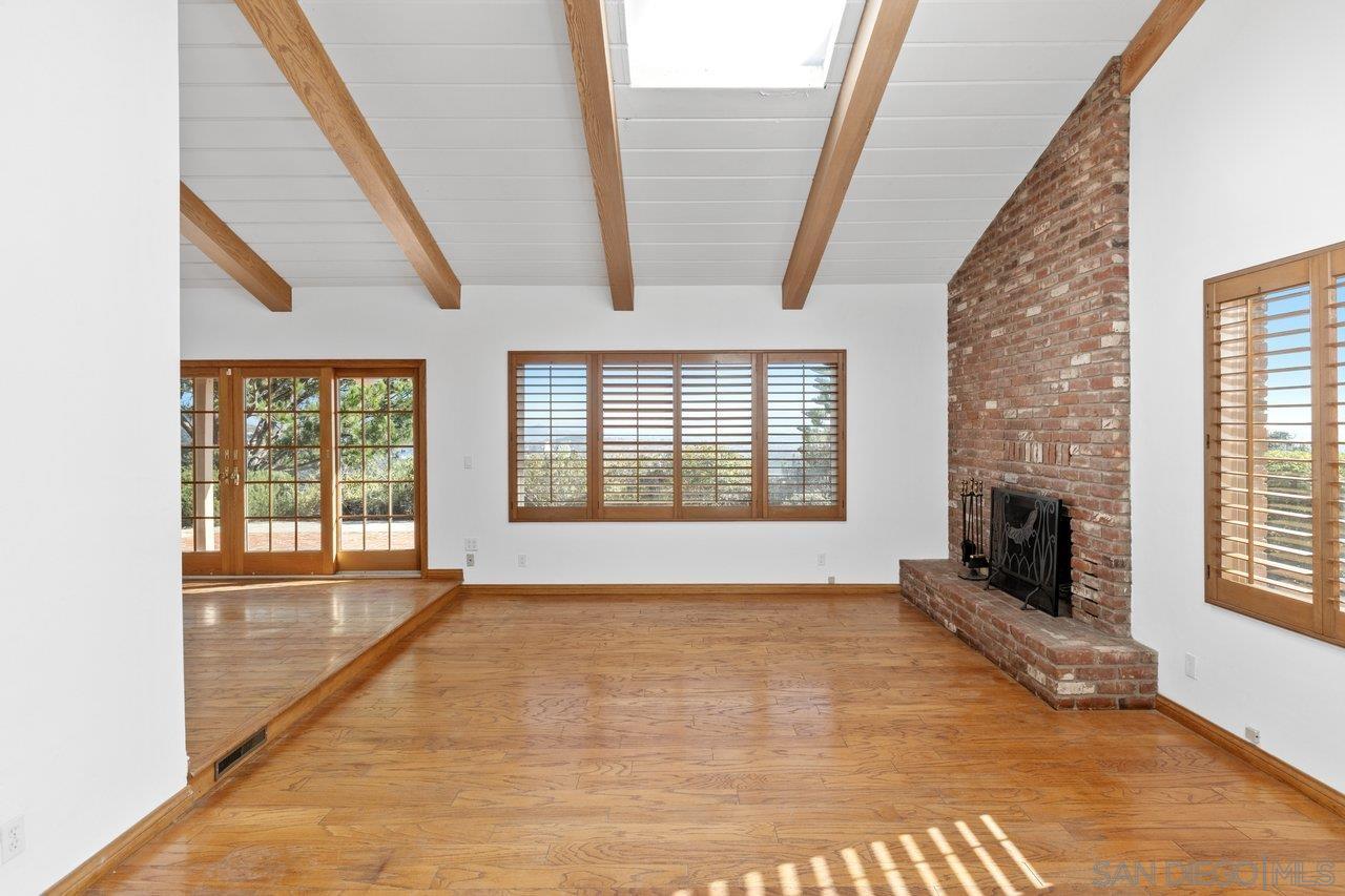 Detail Gallery Image 11 of 22 For 2169  Rockhoff Road, Escondido,  CA 92026 - 3 Beds | 2 Baths