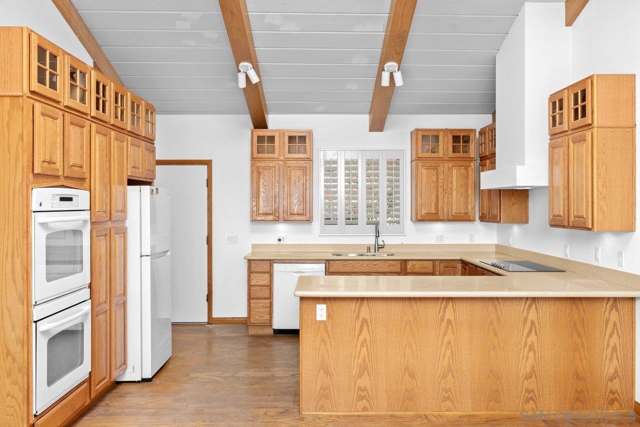 Detail Gallery Image 14 of 22 For 2169  Rockhoff Road, Escondido,  CA 92026 - 3 Beds | 2 Baths