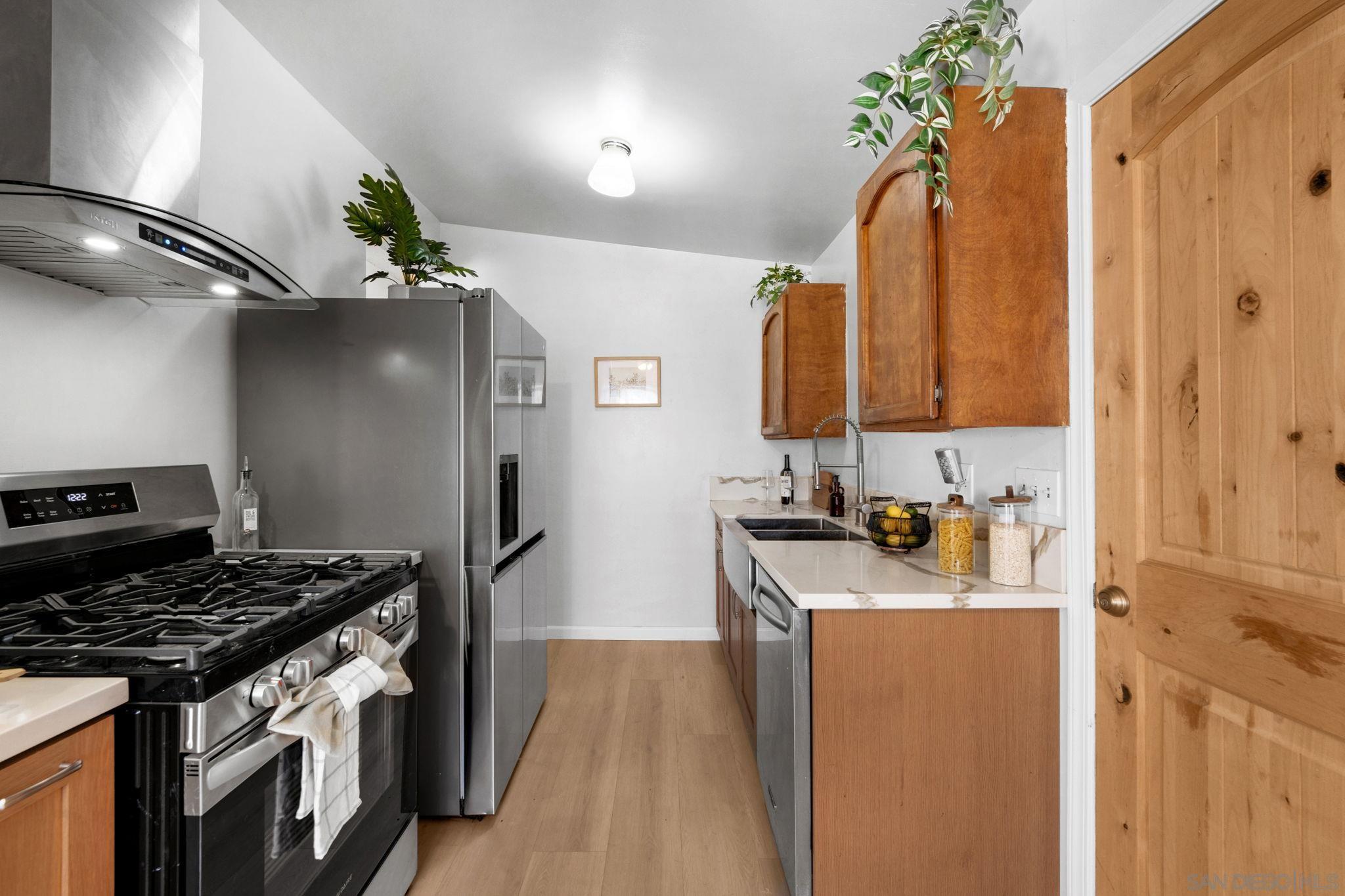 Detail Gallery Image 7 of 25 For 431  Del Mar Ct, Chula Vista,  CA 91910 - 3 Beds | 2 Baths