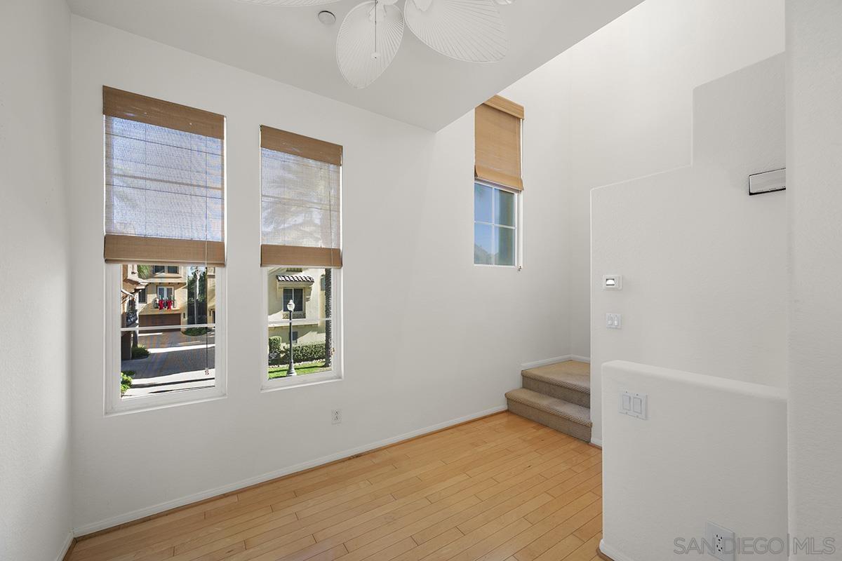 Detail Gallery Image 16 of 57 For 2788  Villas Way, San Diego,  CA 92108 - 2 Beds | 2/1 Baths