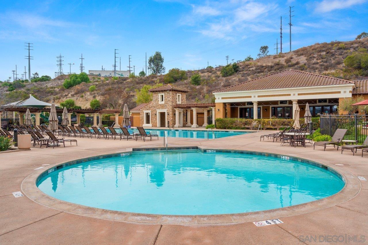 Detail Gallery Image 27 of 45 For 2788  Villas Way, San Diego,  CA 92108 - 2 Beds | 2/1 Baths