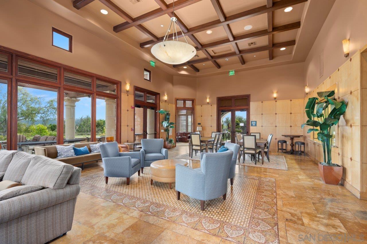 Detail Gallery Image 33 of 45 For 2788  Villas Way, San Diego,  CA 92108 - 2 Beds | 2/1 Baths