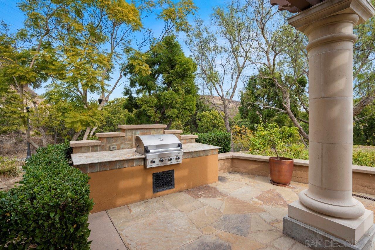 Detail Gallery Image 57 of 57 For 2788  Villas Way, San Diego,  CA 92108 - 2 Beds | 2/1 Baths