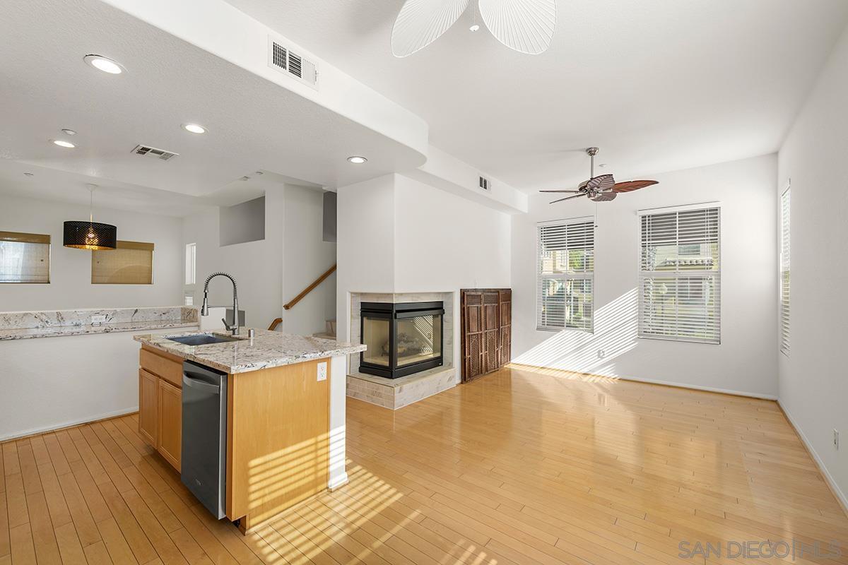 Detail Gallery Image 10 of 57 For 2788  Villas Way, San Diego,  CA 92108 - 2 Beds | 2/1 Baths