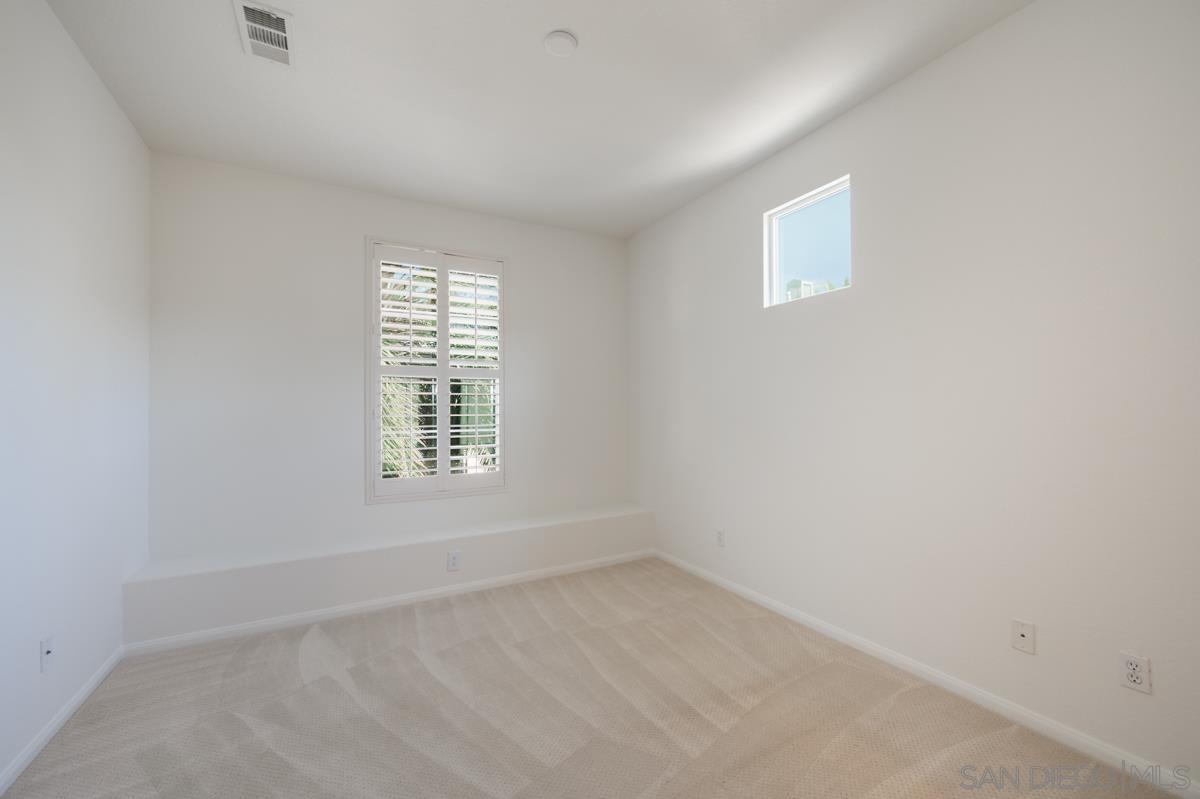 Detail Gallery Image 10 of 45 For 2788  Villas Way, San Diego,  CA 92108 - 2 Beds | 2/1 Baths