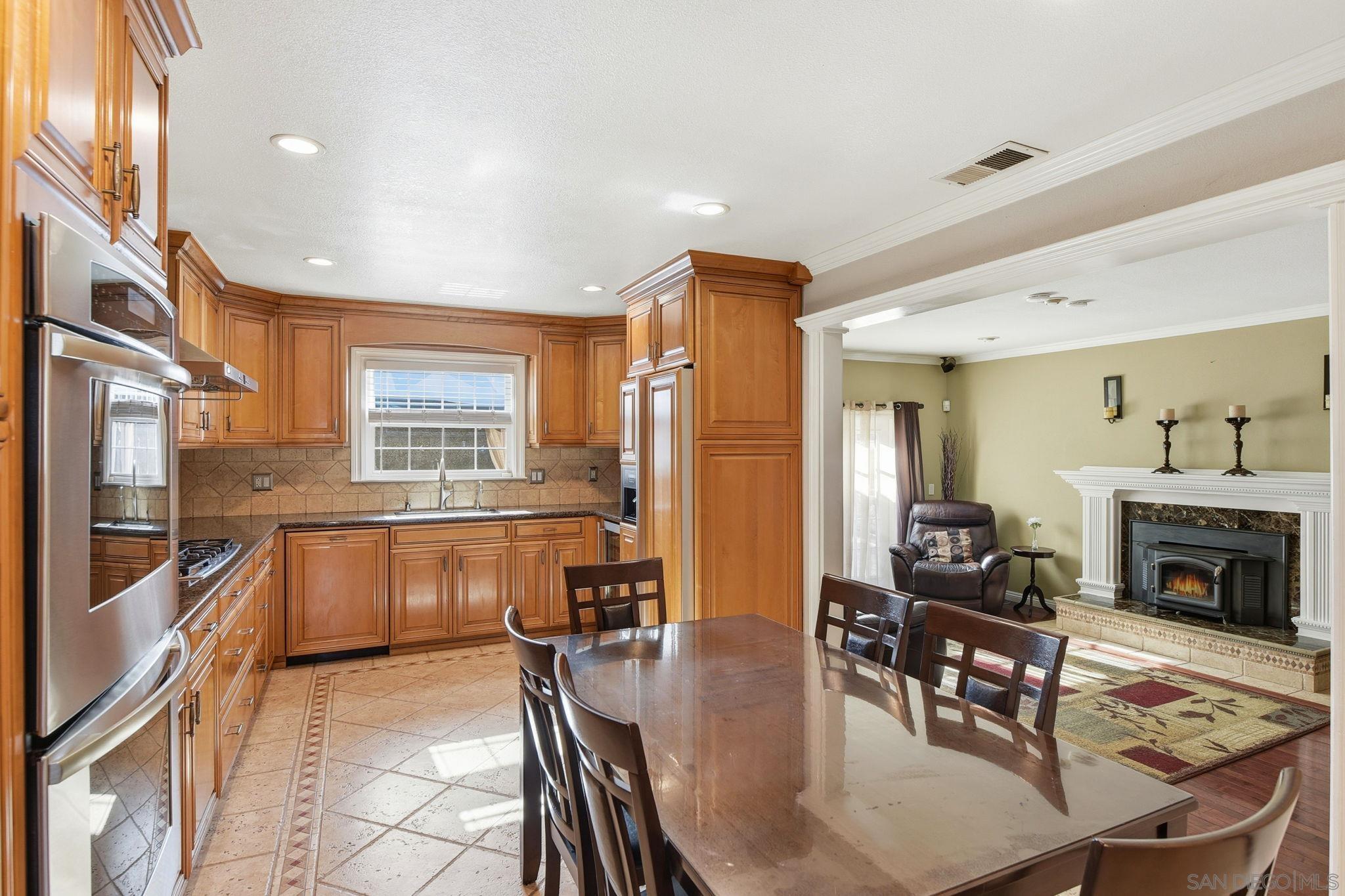 Detail Gallery Image 14 of 40 For 398  Calero Ave, San Jose,  CA 95123 - 4 Beds | 2 Baths