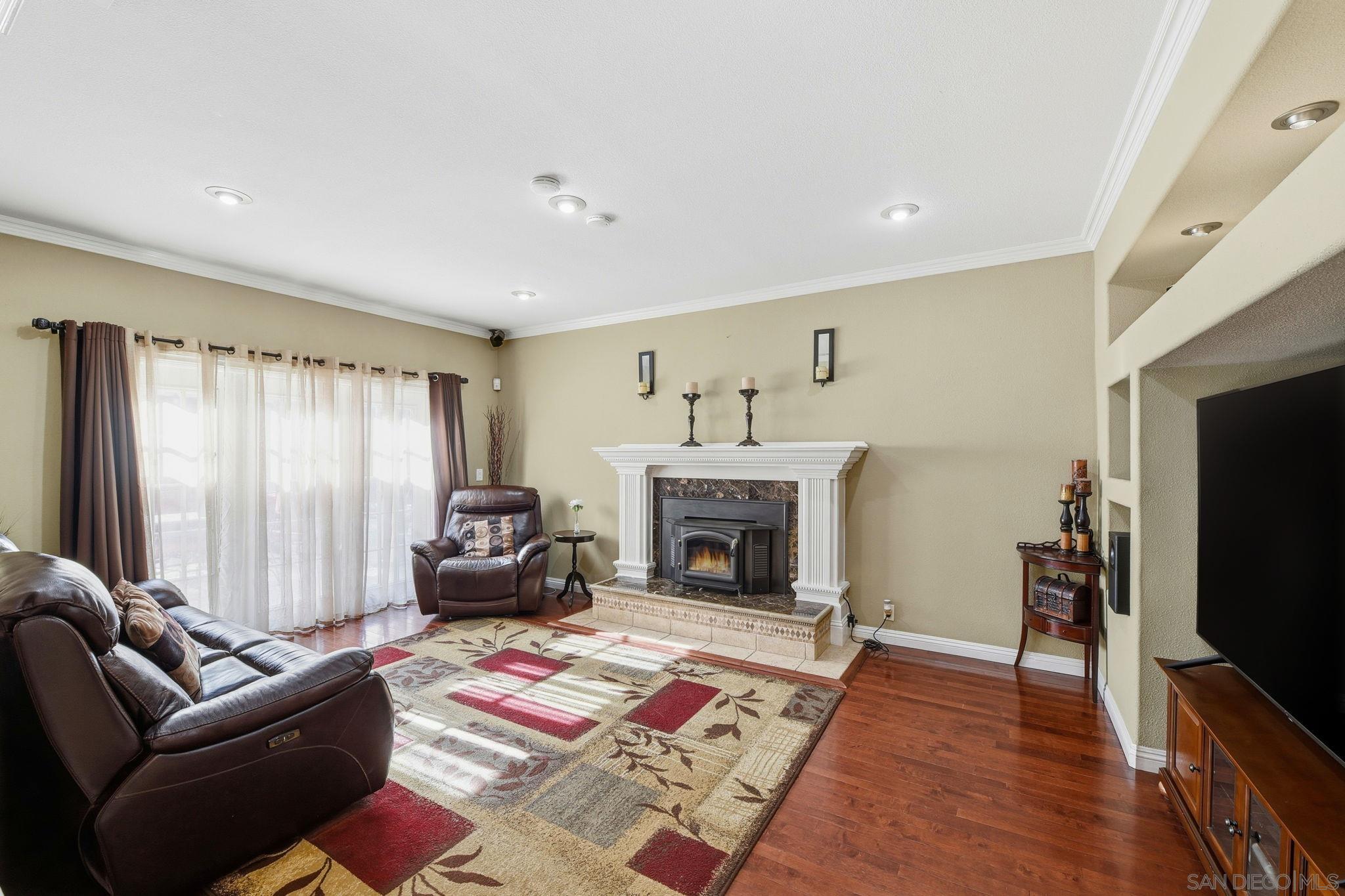 Detail Gallery Image 10 of 40 For 398  Calero Ave, San Jose,  CA 95123 - 4 Beds | 2 Baths