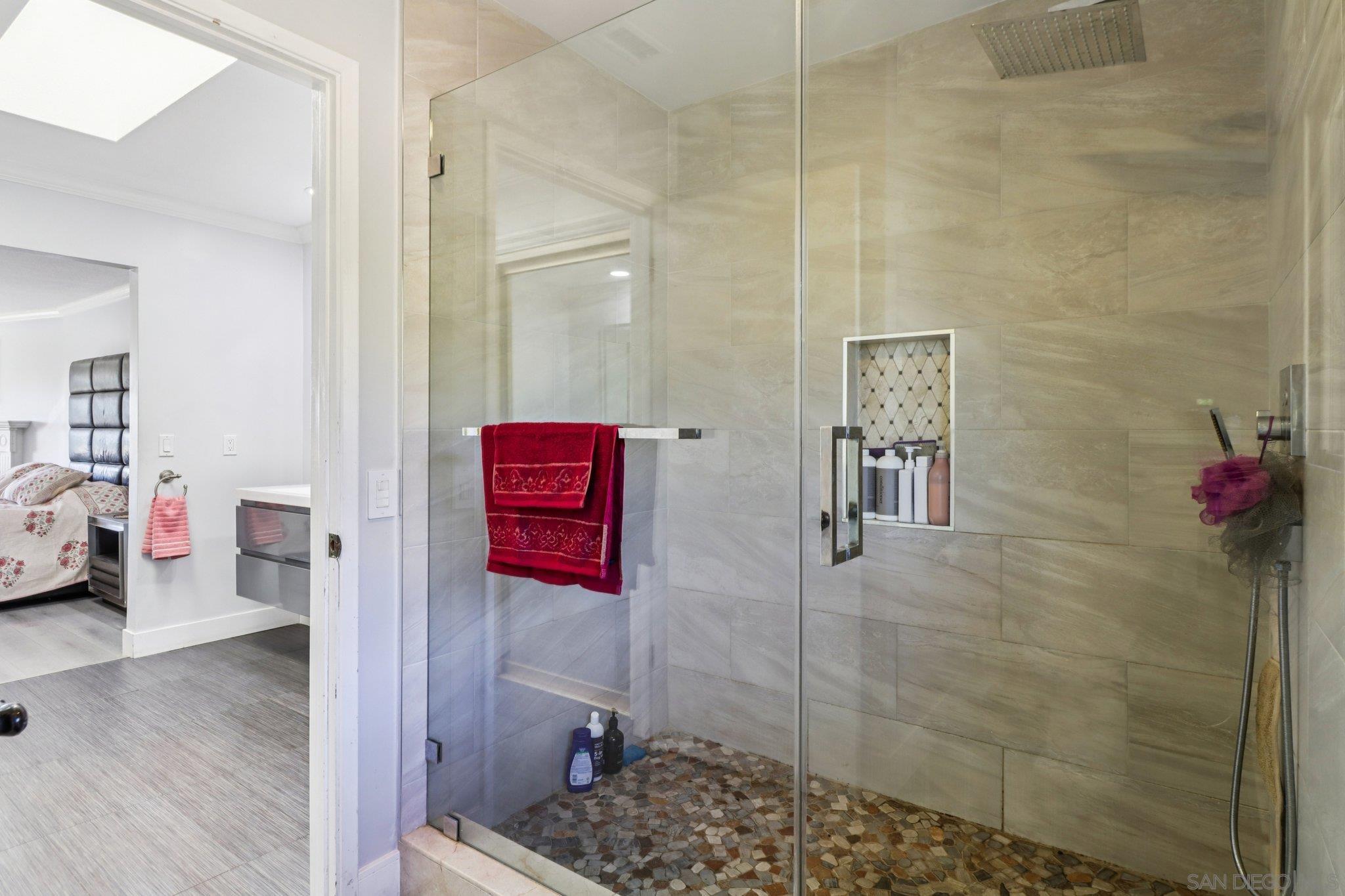 Detail Gallery Image 20 of 51 For 3015  Colley Ln, Escondido,  CA 92025 - 4 Beds | 4 Baths