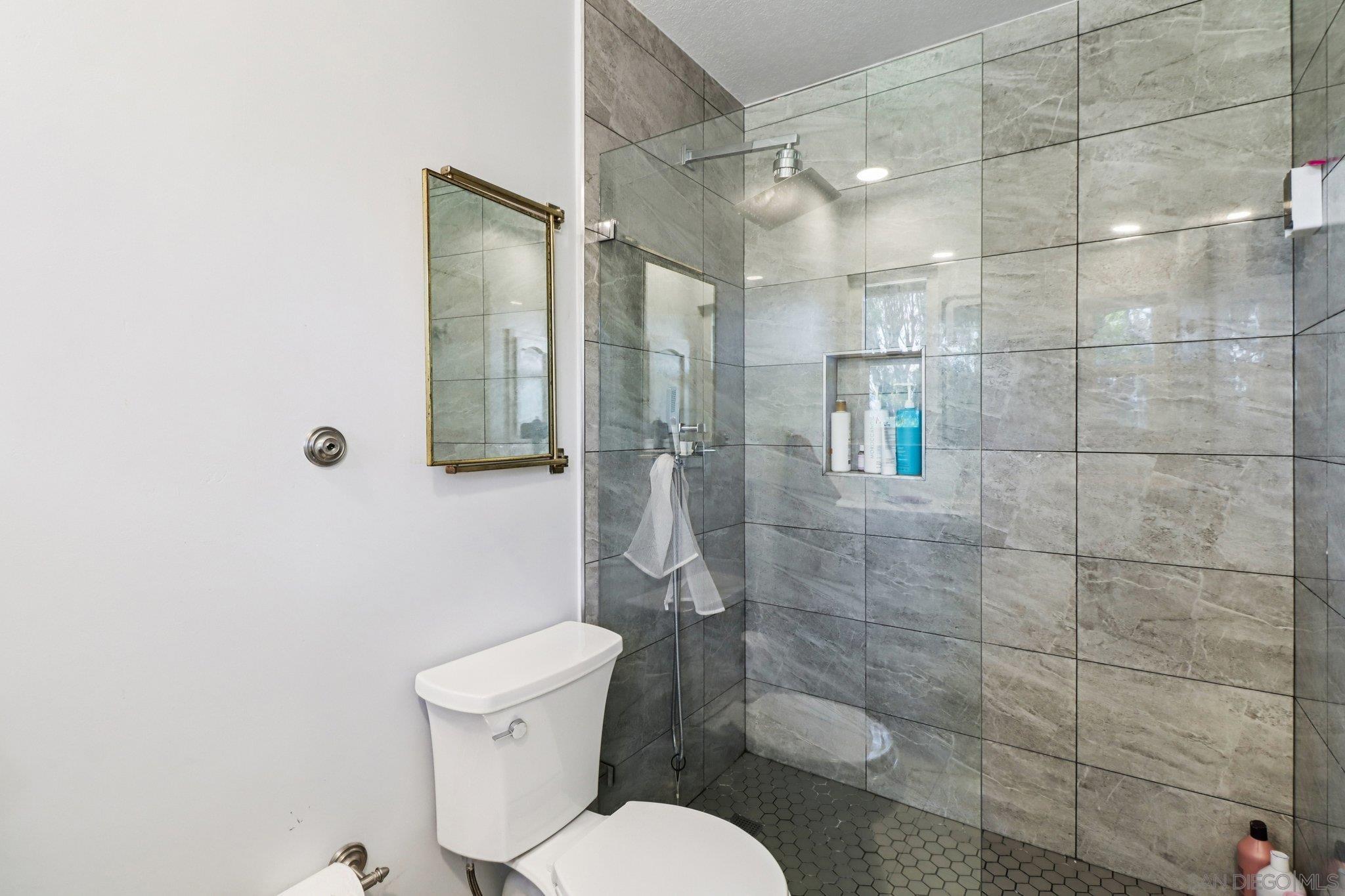 Detail Gallery Image 29 of 51 For 3015  Colley Ln, Escondido,  CA 92025 - 4 Beds | 4 Baths