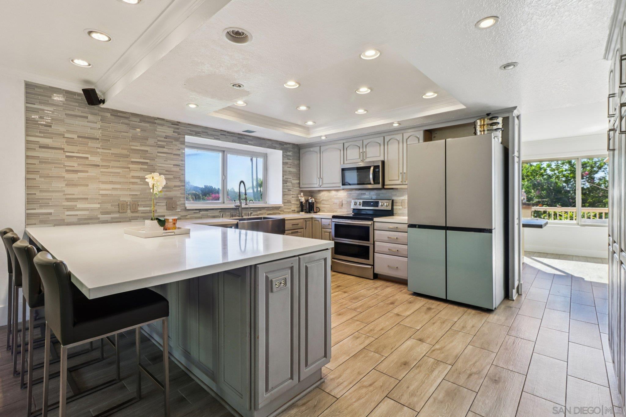 Detail Gallery Image 8 of 51 For 3015  Colley Ln, Escondido,  CA 92025 - 4 Beds | 4 Baths