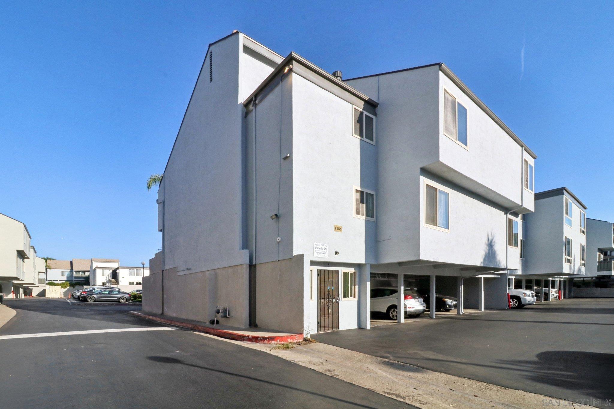 Front Image Thumbnail for SD250045065