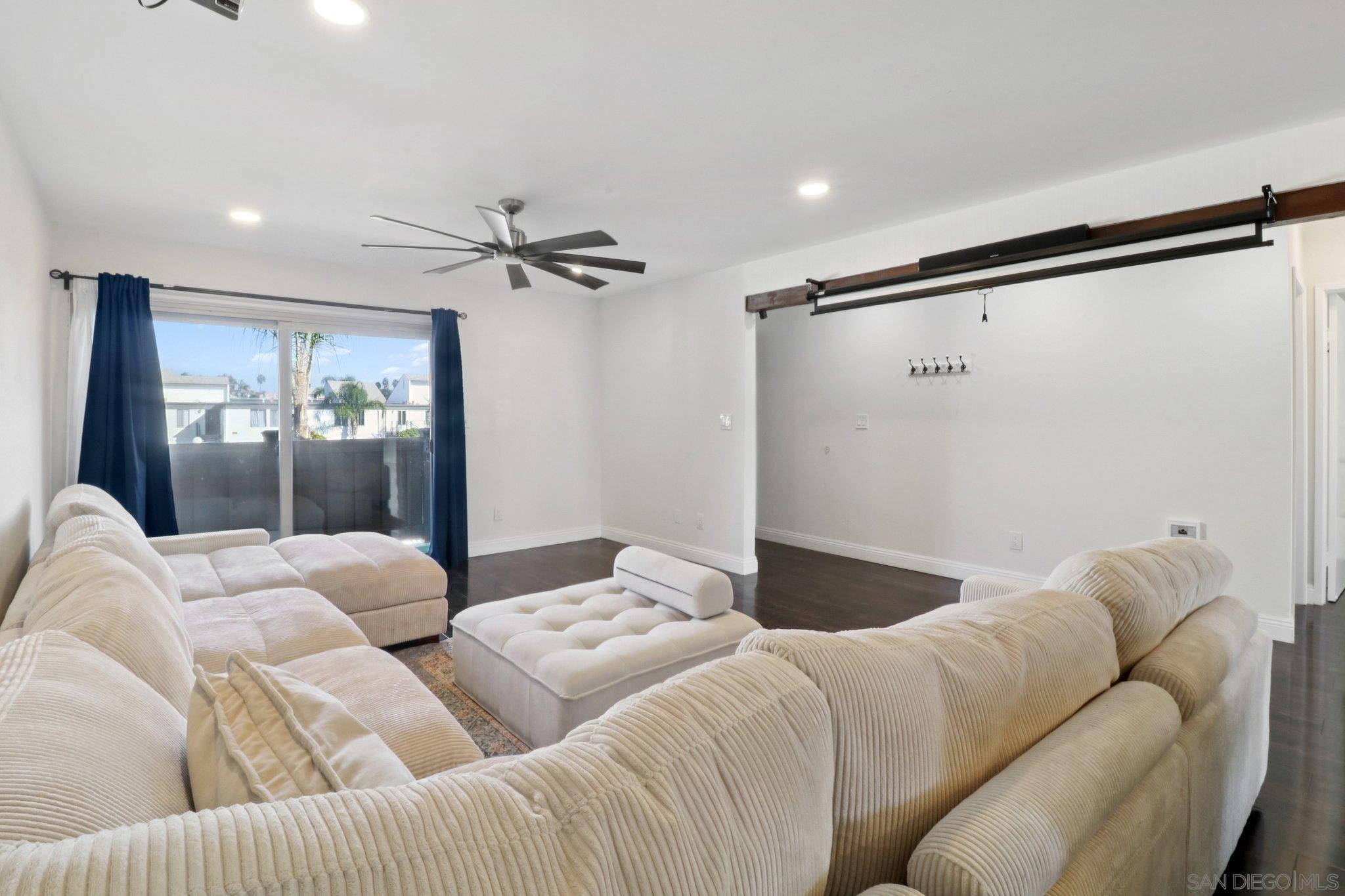 Detail Gallery Image 6 of 26 For 4186  Mount Alifan  #J,  San Diego,  CA 92111 - 2 Beds | 2 Baths