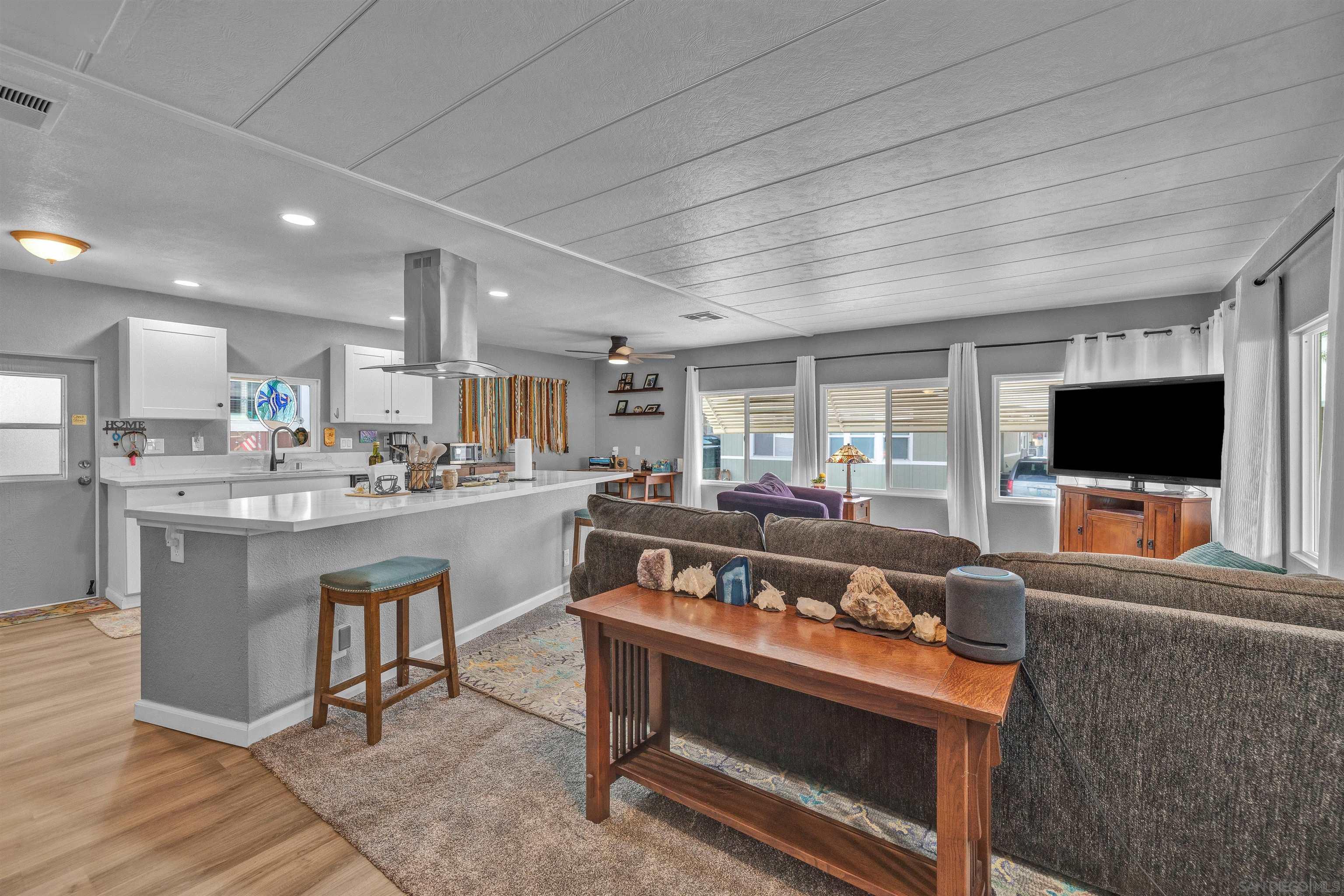 Detail Gallery Image 4 of 24 For 1351  Pepper Dr  62, El Cajon,  CA 92021 - 2 Beds | 2 Baths