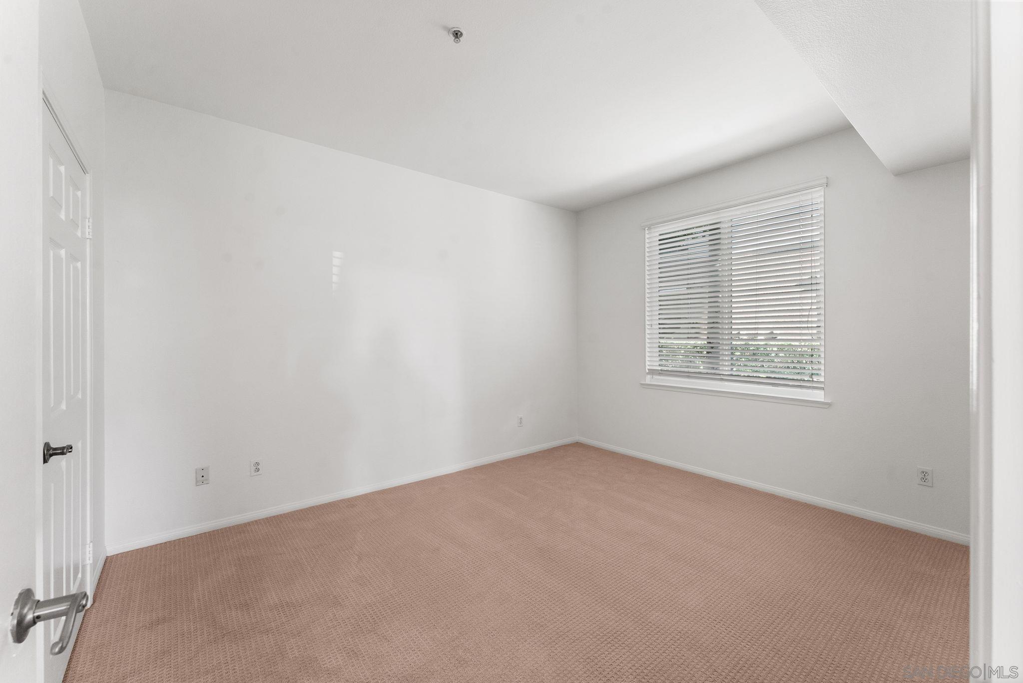 Detail Gallery Image 15 of 37 For 1441  Santa Lucia Rd  #615,  Chula Vista,  CA 91913 - 2 Beds | 2 Baths