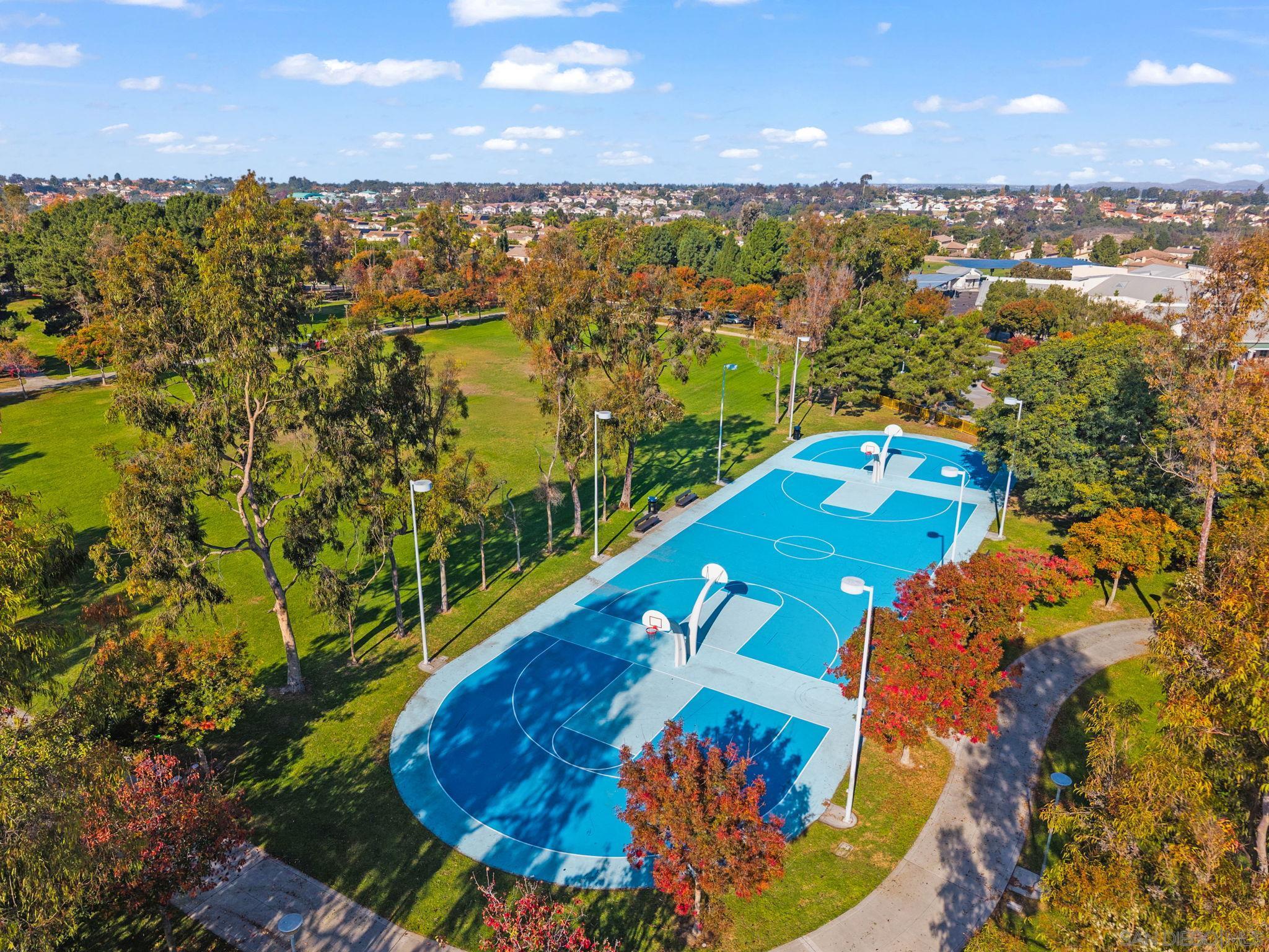 Detail Gallery Image 32 of 37 For 1441  Santa Lucia Rd  #615,  Chula Vista,  CA 91913 - 2 Beds | 2 Baths