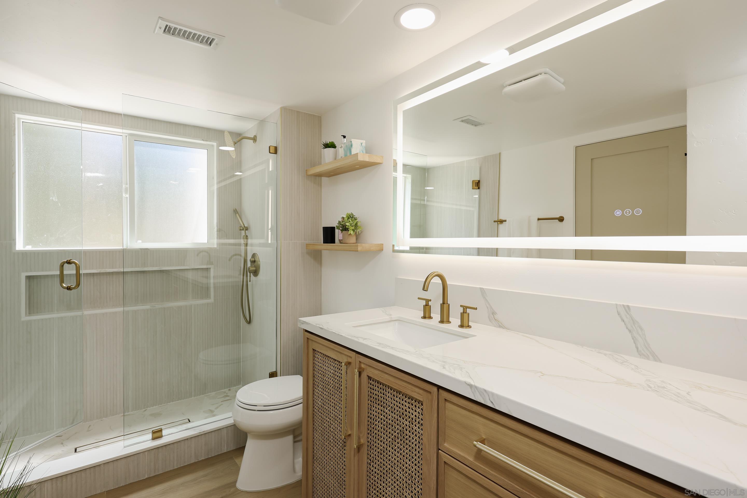 Detail Gallery Image 39 of 70 For 2861  Brant St., San Diego,  CA 92103 - 3 Beds | 3 Baths