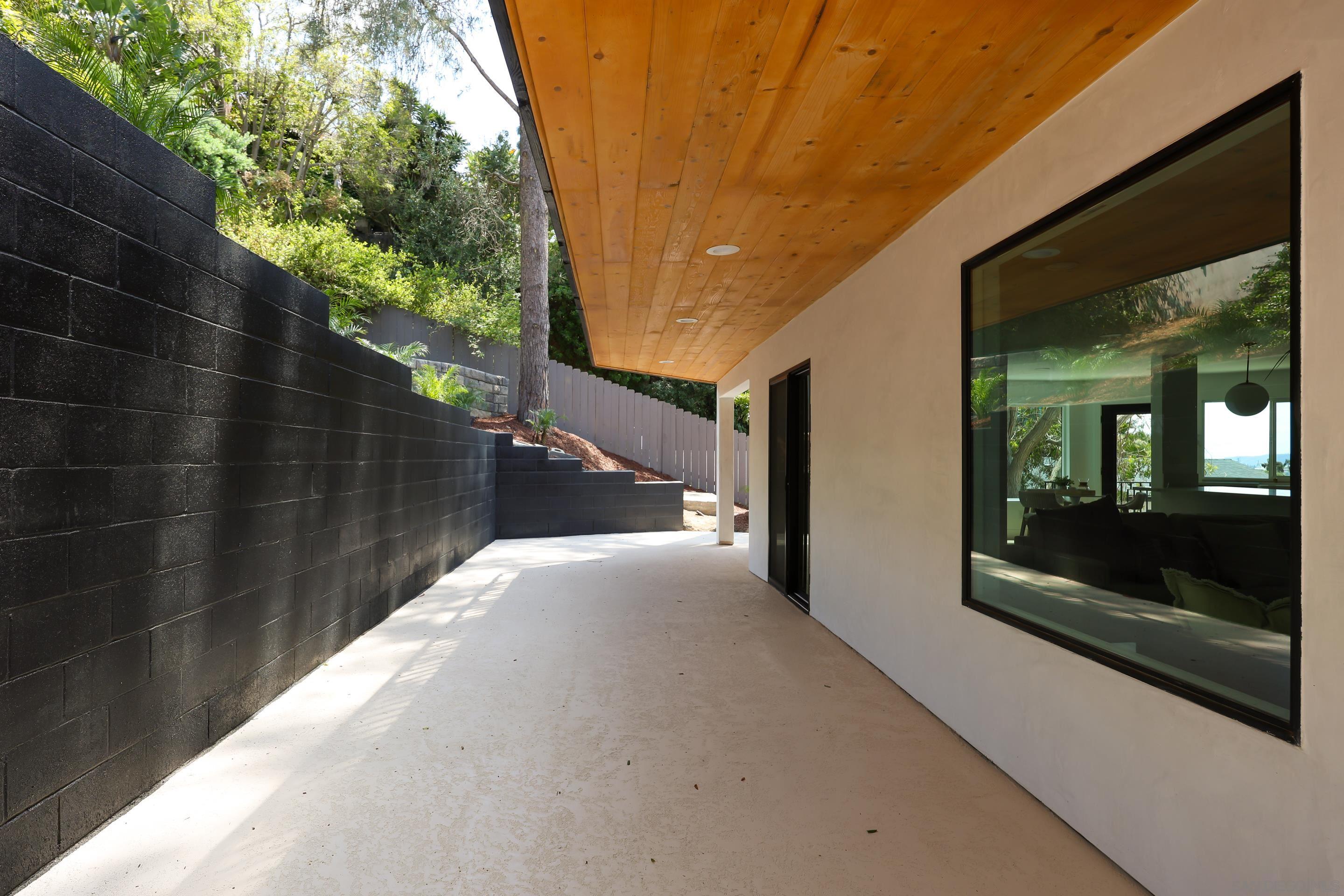 Detail Gallery Image 58 of 70 For 2861  Brant St., San Diego,  CA 92103 - 3 Beds | 3 Baths