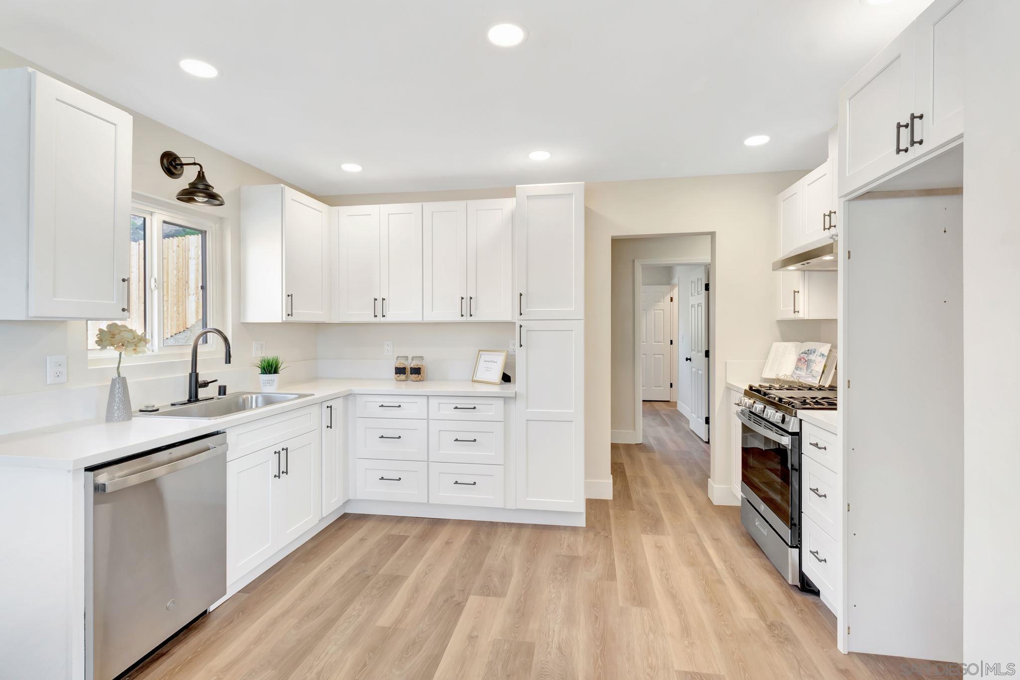 Detail Gallery Image 15 of 27 For 9188  Valencia St, Spring Valley,  CA 91977 - 2 Beds | 1 Baths