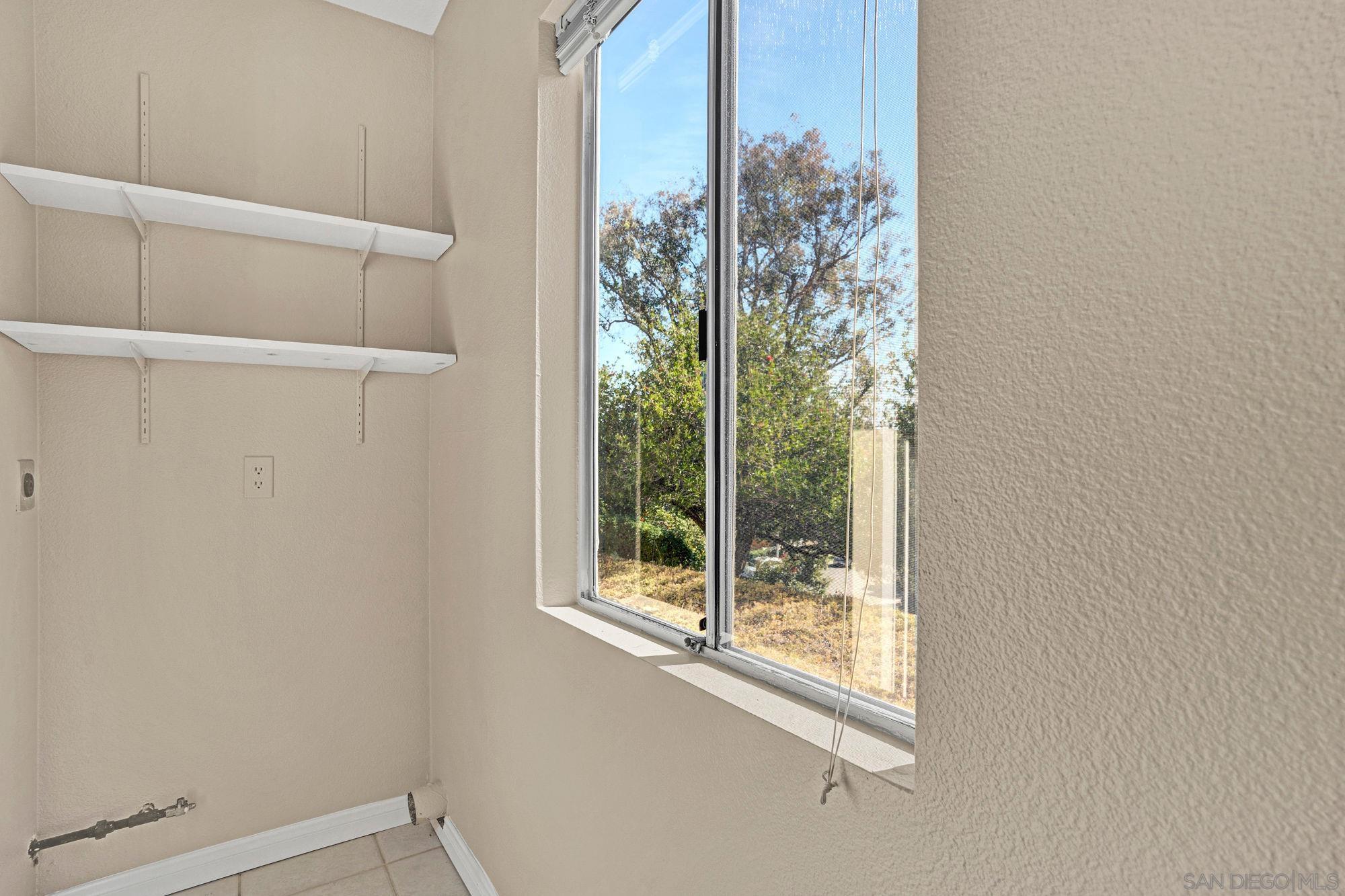 Detail Gallery Image 11 of 37 For 13644  Mulberry Tree Court, Poway,  CA 92064 - 3 Beds | 2/1 Baths