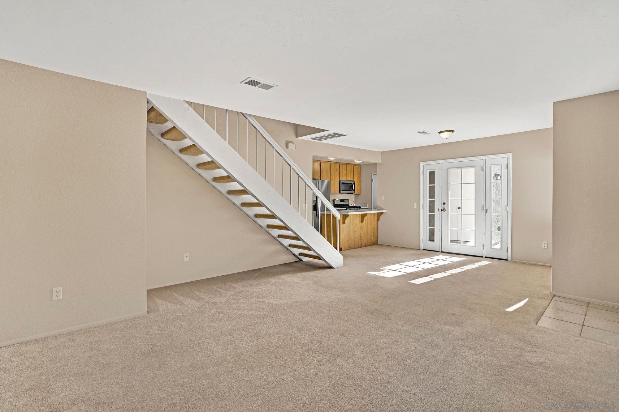 Detail Gallery Image 13 of 37 For 13644  Mulberry Tree Court, Poway,  CA 92064 - 3 Beds | 2/1 Baths