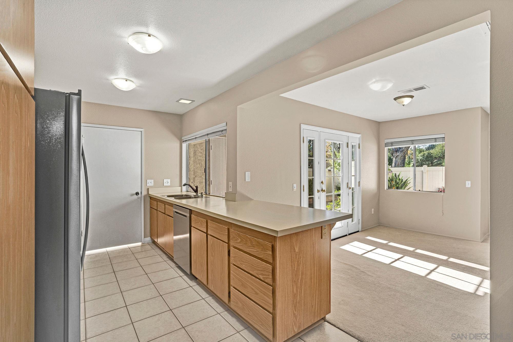 Detail Gallery Image 8 of 37 For 13644  Mulberry Tree Court, Poway,  CA 92064 - 3 Beds | 2/1 Baths