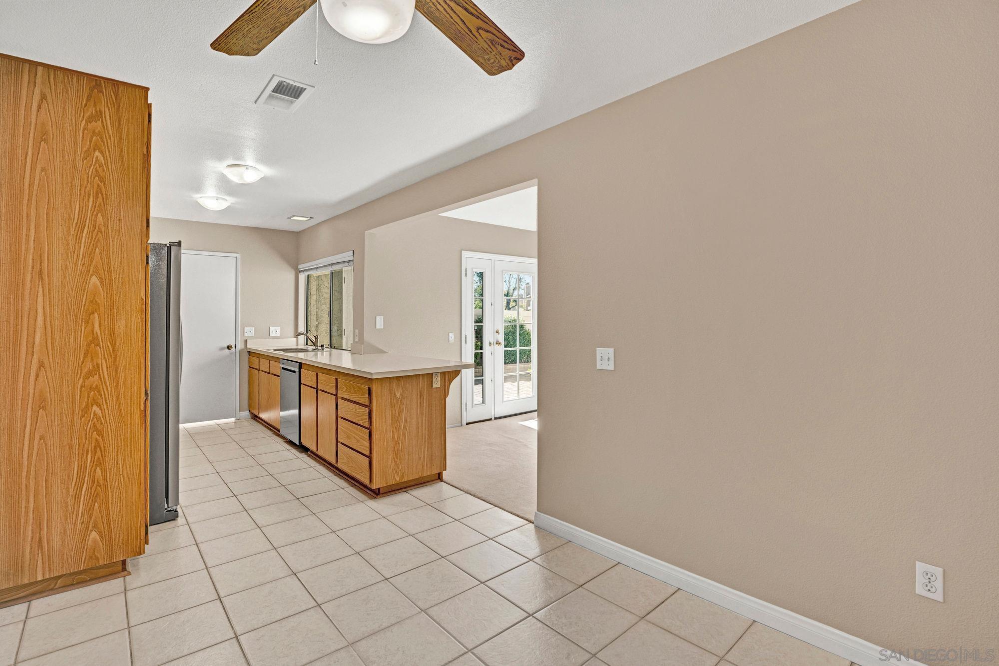 Detail Gallery Image 9 of 37 For 13644  Mulberry Tree Court, Poway,  CA 92064 - 3 Beds | 2/1 Baths