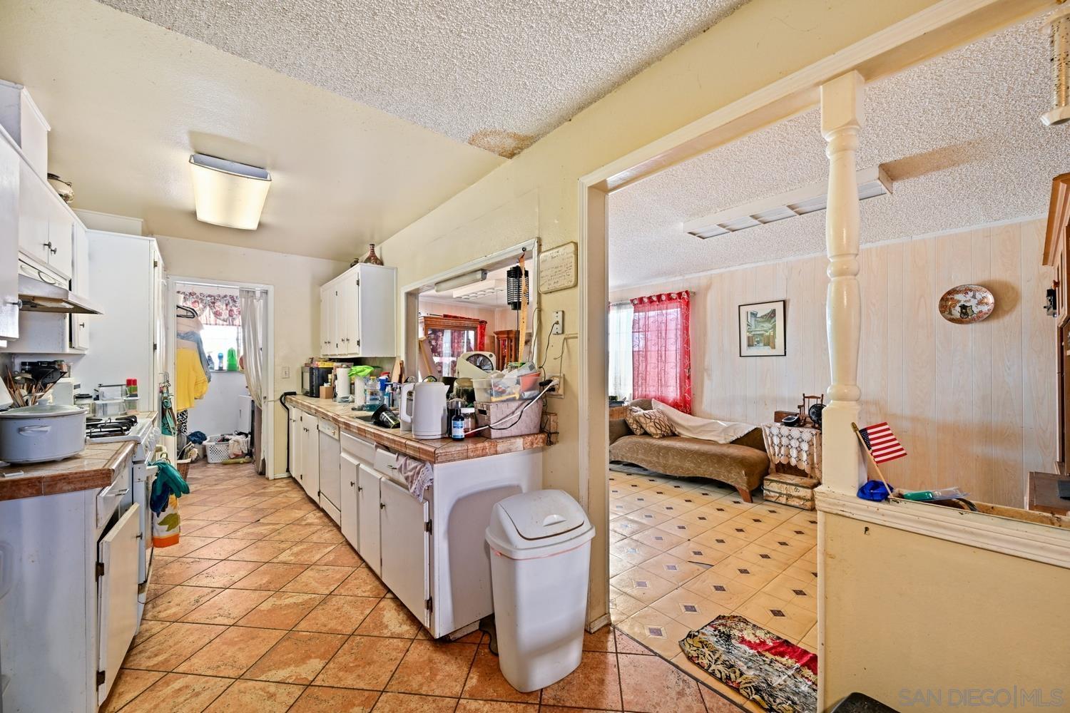 Detail Gallery Image 11 of 21 For 3685  Marzo St, San Diego,  CA 92154 - 3 Beds | 2 Baths