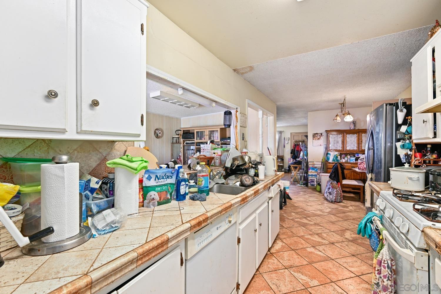 Detail Gallery Image 12 of 21 For 3685  Marzo St, San Diego,  CA 92154 - 3 Beds | 2 Baths