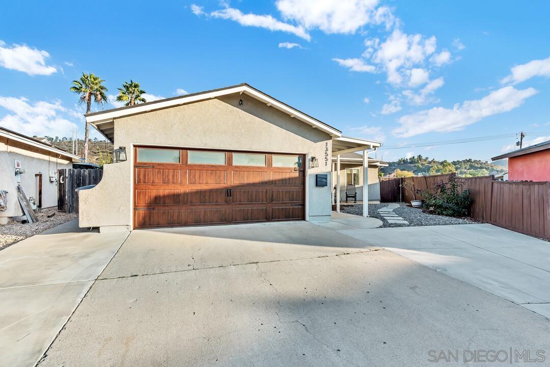 Detail Gallery Image 2 of 56 For 13551  Brett Harte, Lakeside,  CA 92040 - 3 Beds | 2 Baths