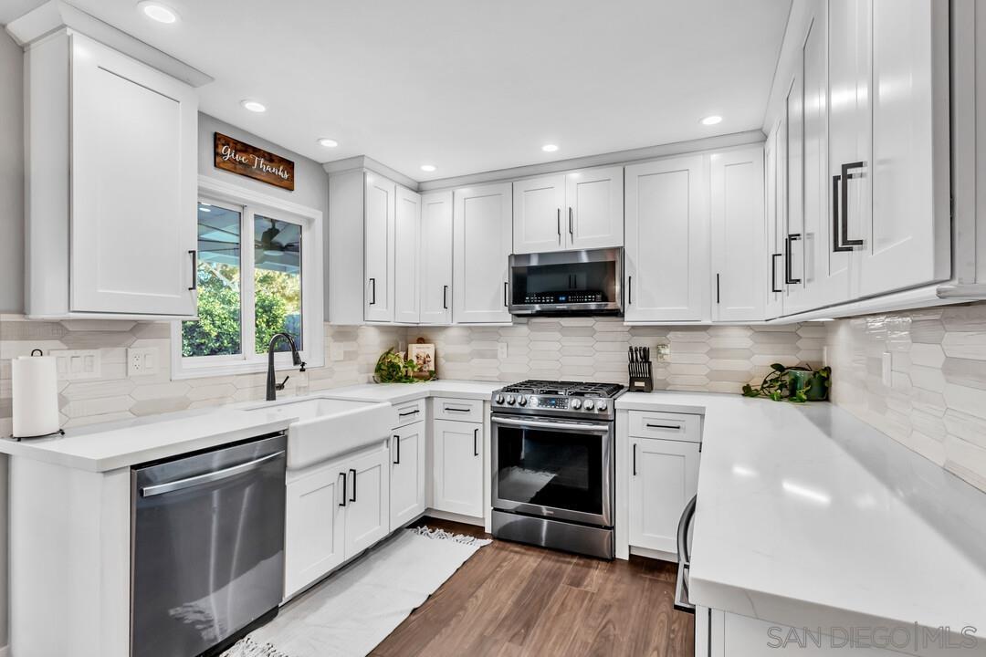 Detail Gallery Image 16 of 56 For 13551  Brett Harte, Lakeside,  CA 92040 - 3 Beds | 2 Baths