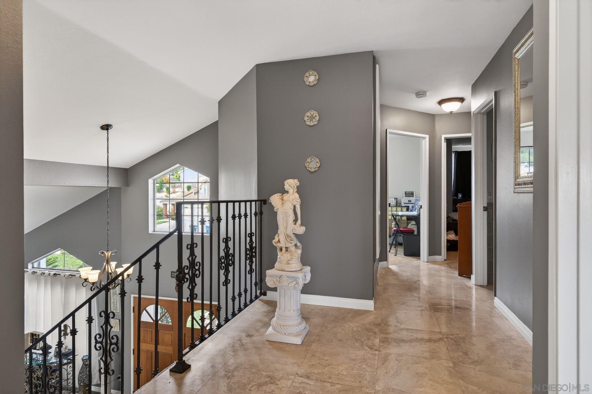 Detail Gallery Image 29 of 75 For 800  Calle Higuera, Camarillo,  CA 93010 - 5 Beds | 3/1 Baths