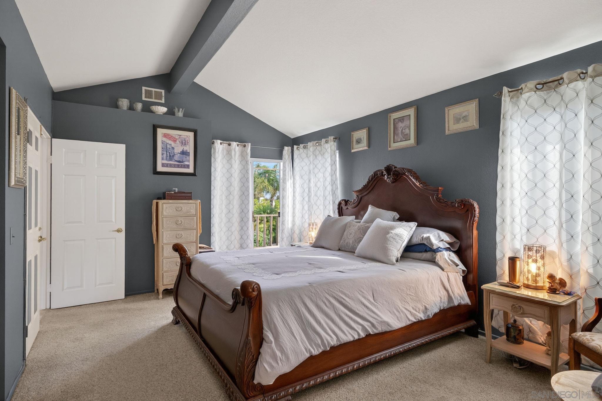 Detail Gallery Image 32 of 75 For 800  Calle Higuera, Camarillo,  CA 93010 - 5 Beds | 3/1 Baths