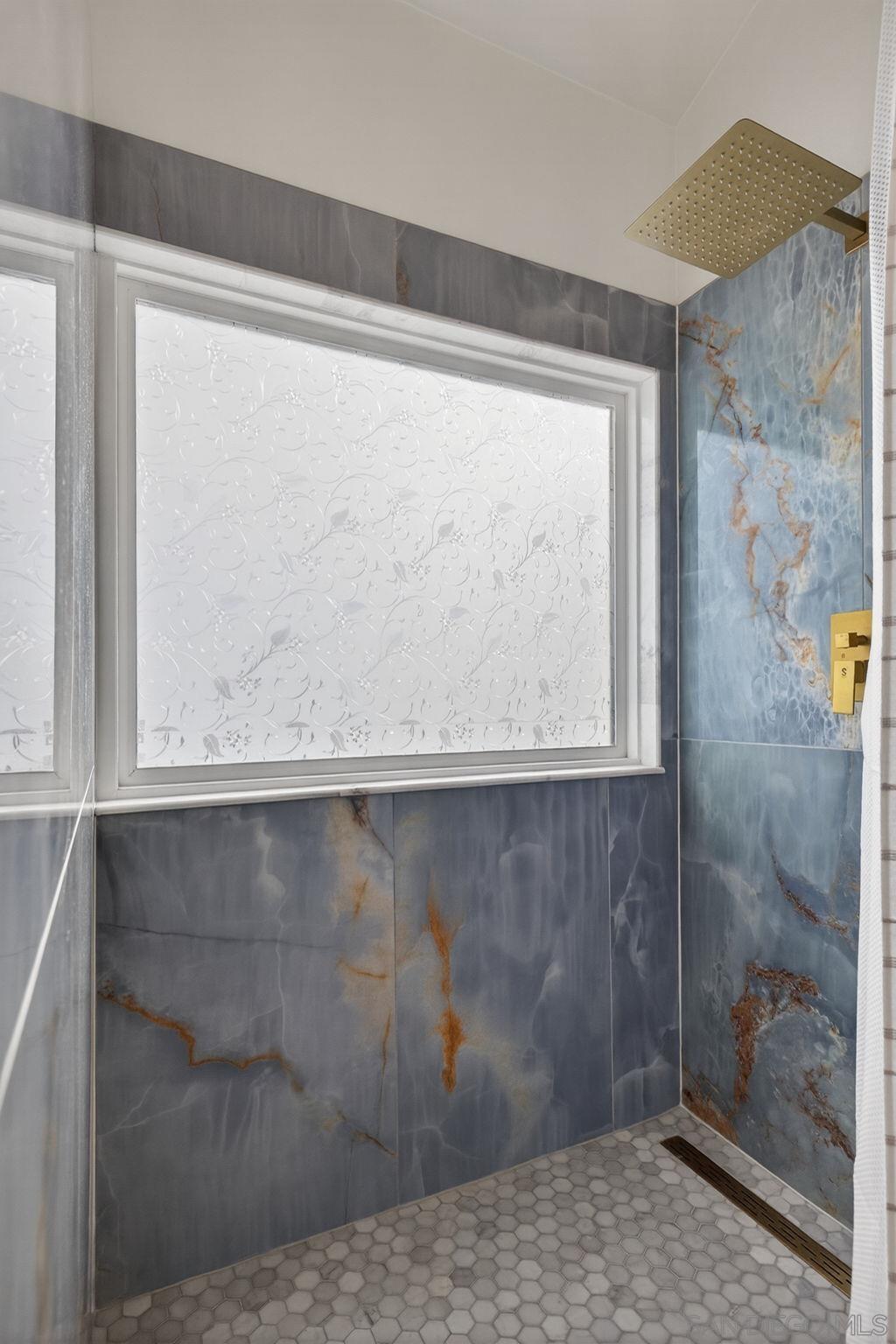 Detail Gallery Image 37 of 75 For 800  Calle Higuera, Camarillo,  CA 93010 - 5 Beds | 3/1 Baths