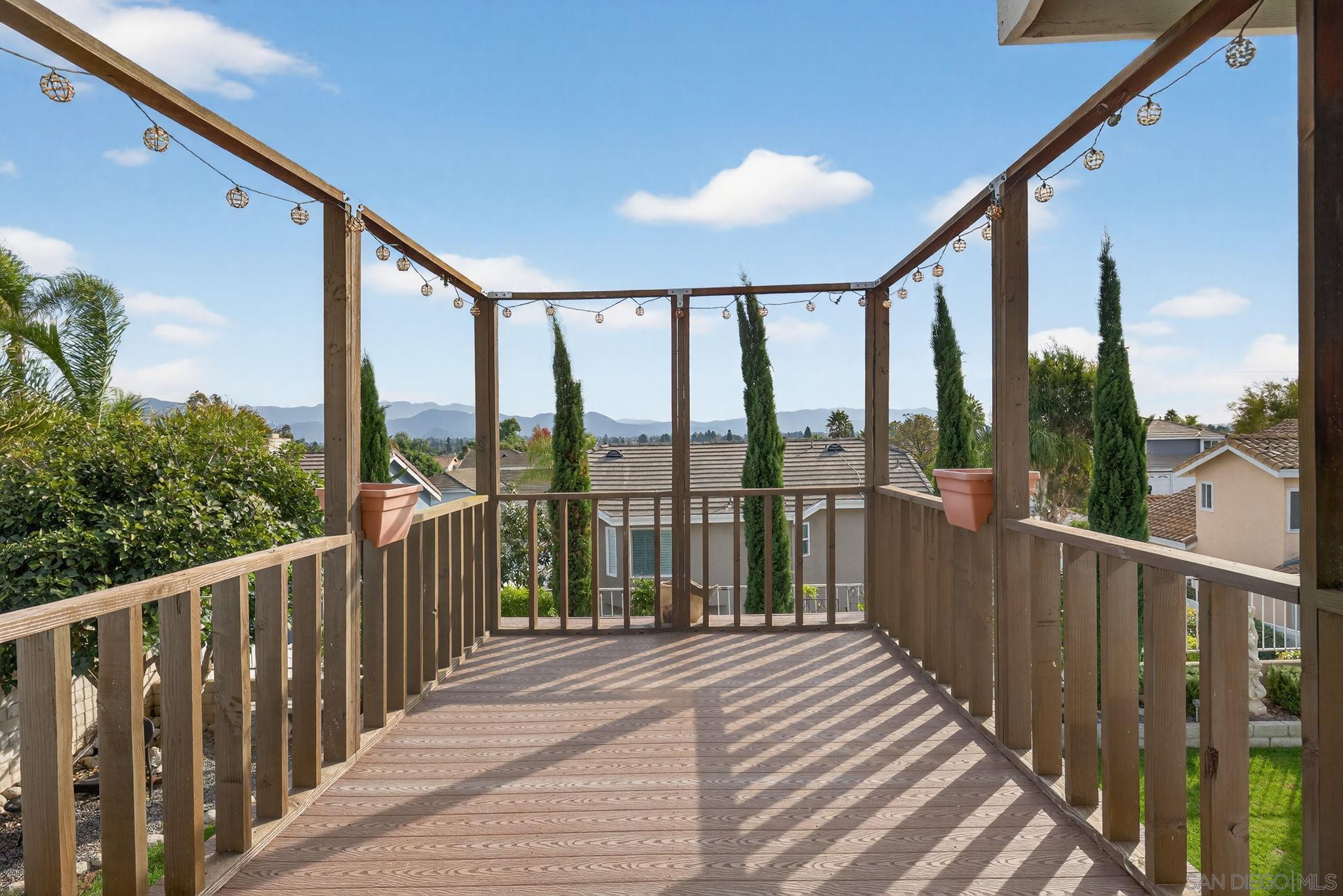 Detail Gallery Image 41 of 75 For 800  Calle Higuera, Camarillo,  CA 93010 - 5 Beds | 3/1 Baths