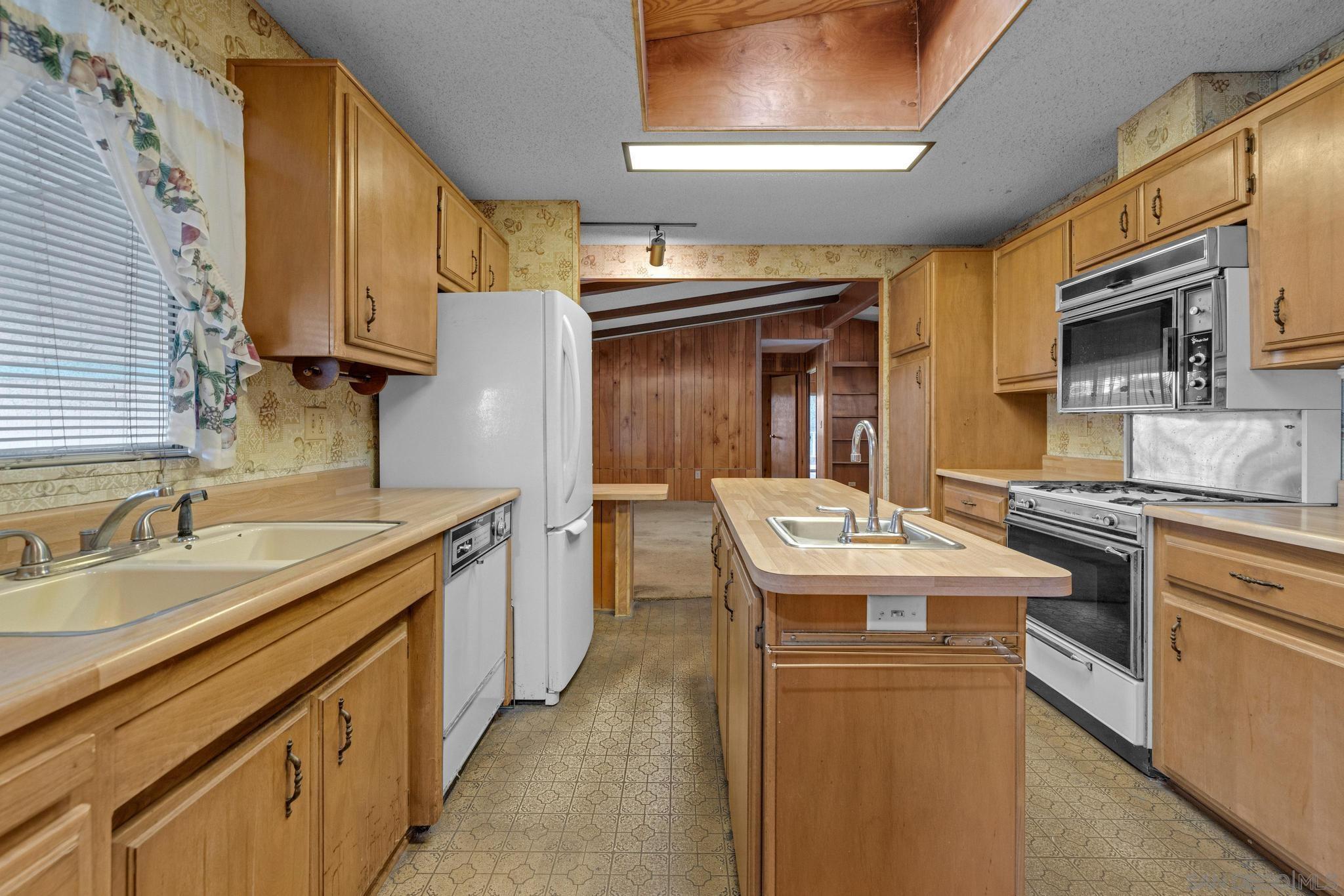 Detail Gallery Image 22 of 40 For 11949  Riverside Dr  #38,  Lakeside,  CA 92040 - 3 Beds | 2 Baths