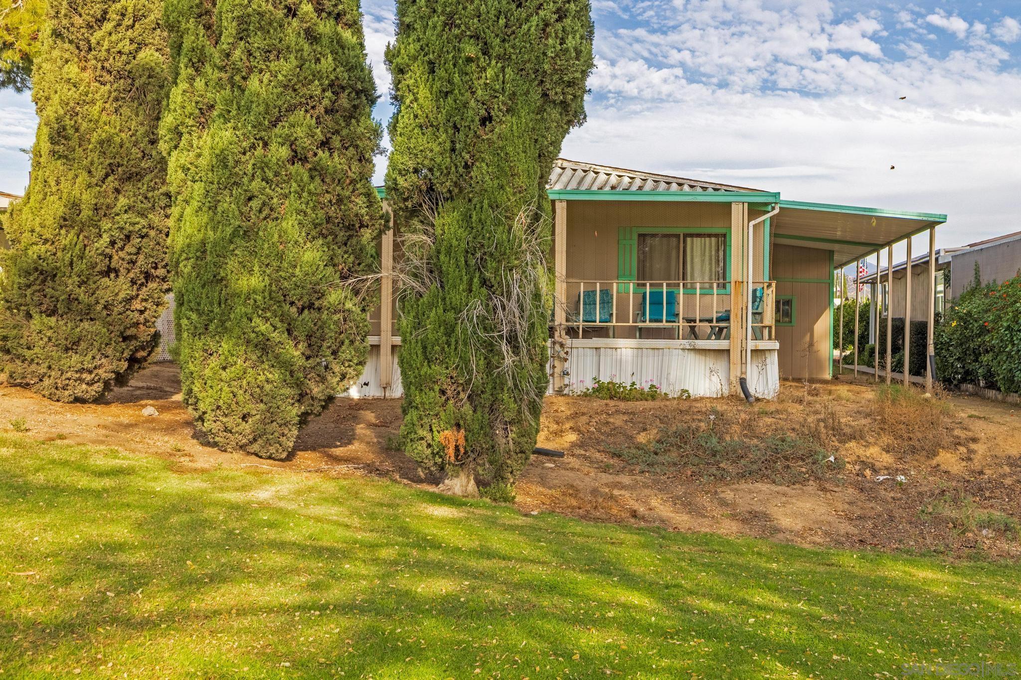 Detail Gallery Image 7 of 40 For 11949  Riverside Dr  #38,  Lakeside,  CA 92040 - 3 Beds | 2 Baths