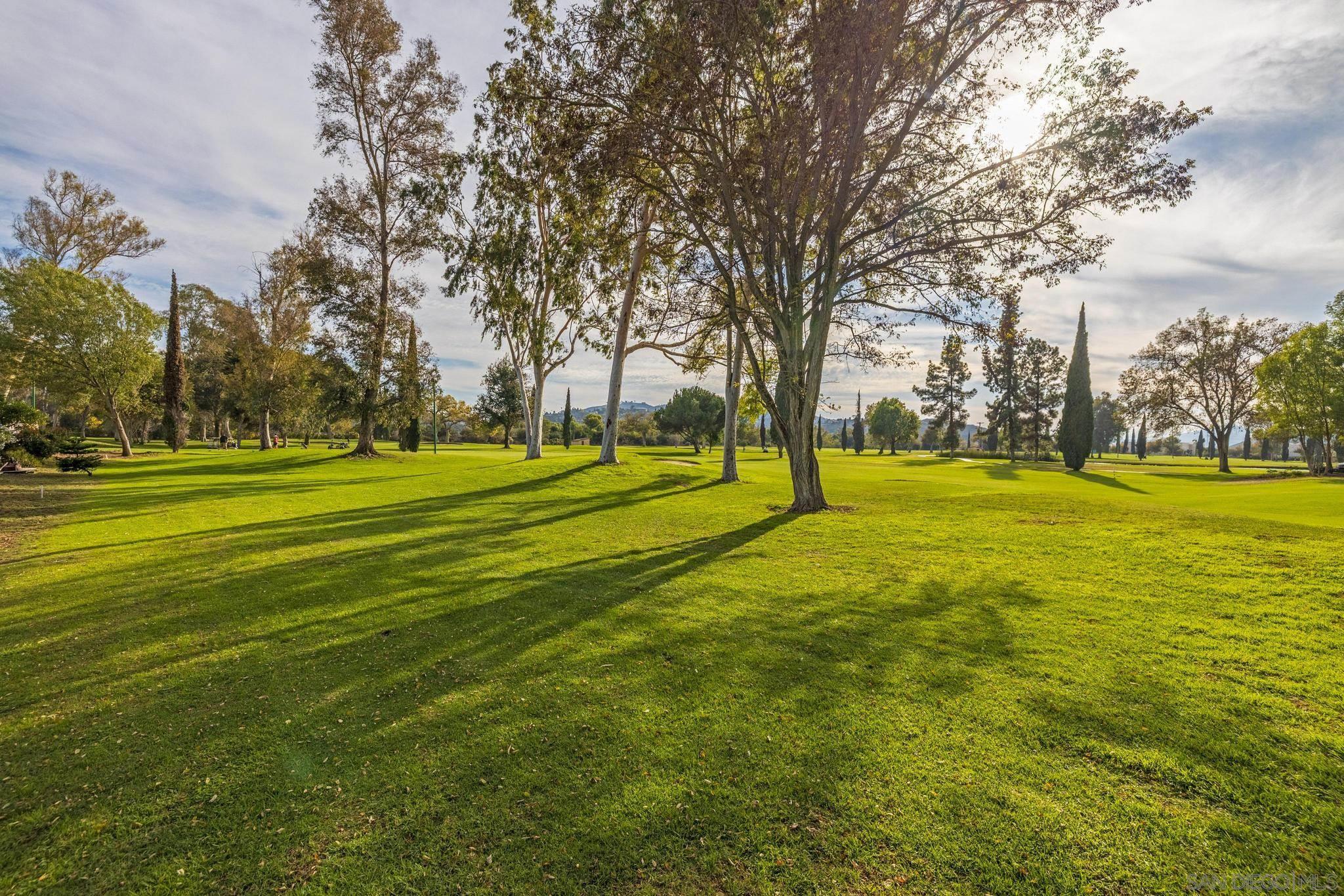 Detail Gallery Image 8 of 40 For 11949  Riverside Dr  #38,  Lakeside,  CA 92040 - 3 Beds | 2 Baths