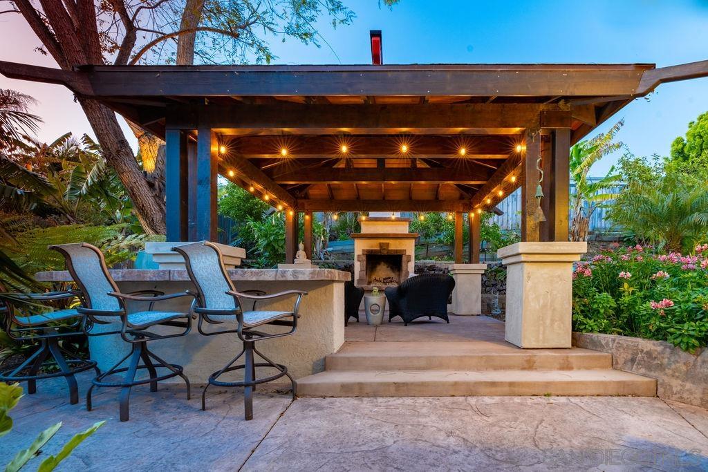 Detail Gallery Image 20 of 45 For 1528  Calle Narcisos, Encinitas,  CA 92024 - 4 Beds | 2/1 Baths