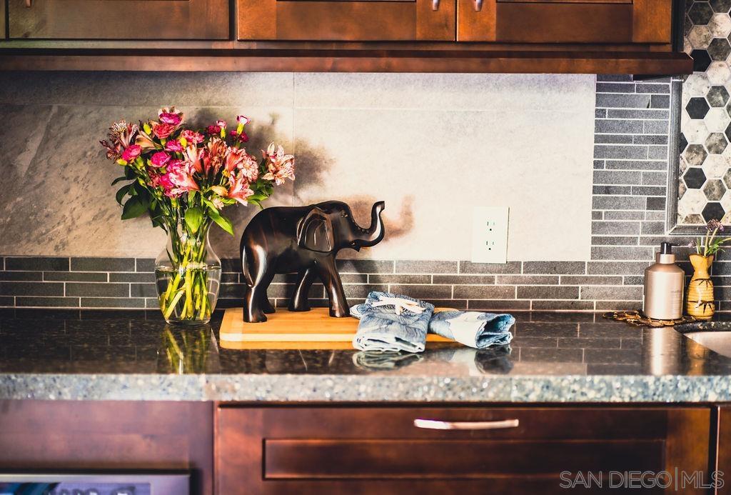 Detail Gallery Image 25 of 45 For 1528  Calle Narcisos, Encinitas,  CA 92024 - 4 Beds | 2/1 Baths